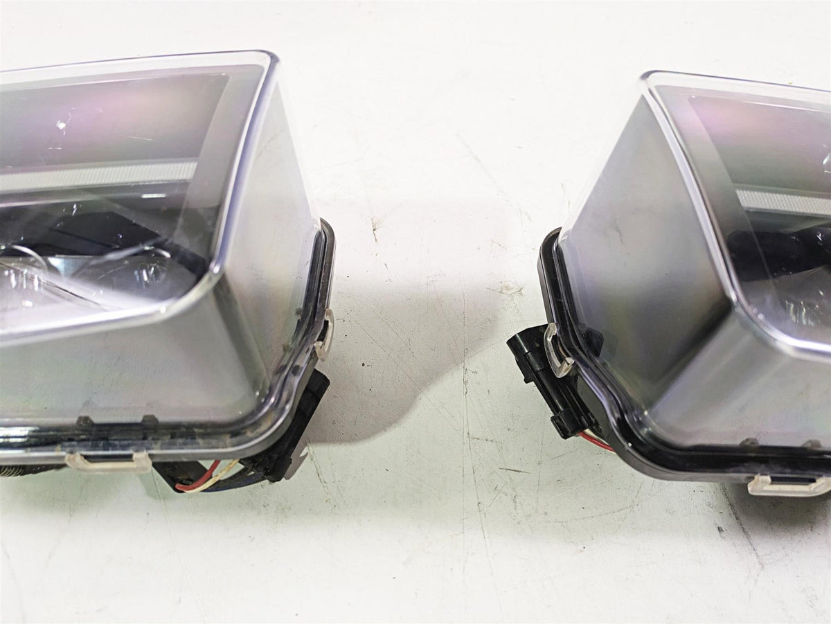 2021 Kawasaki Teryx KRX KRF 1000 Headlight Head Light Lamp 23004-0392 23004-0393 {{ shop.shopifyCountryName }} - Mototech271