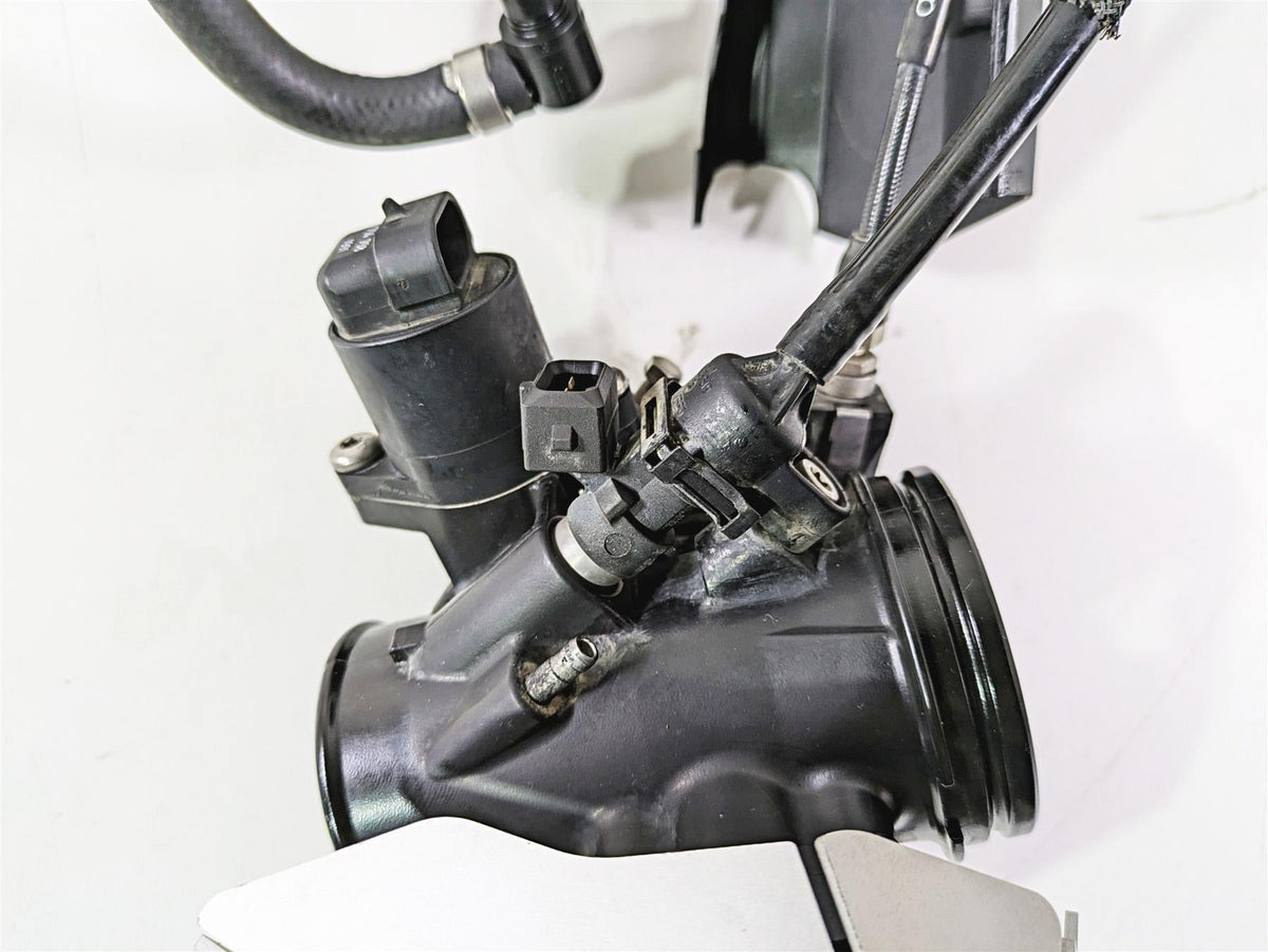 2012 BMW R1200R K27 Throttle Body Bodies Set 13547705239 13547705240 {{ shop.shopifyCountryName }} - Mototech271