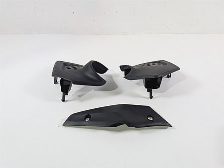 2023 BMW R nineT Scrambler K23 Between Leg Infill Fairing Set 46639444065 {{ shop.shopifyCountryName }} - Mototech271