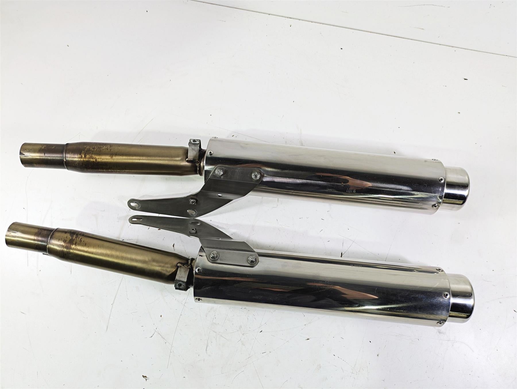 2014 Moto Guzzi California 1400 Touring Mistral Exhaust Muffler Set 300038522H {{ shop.shopifyCountryName }} - Mototech271