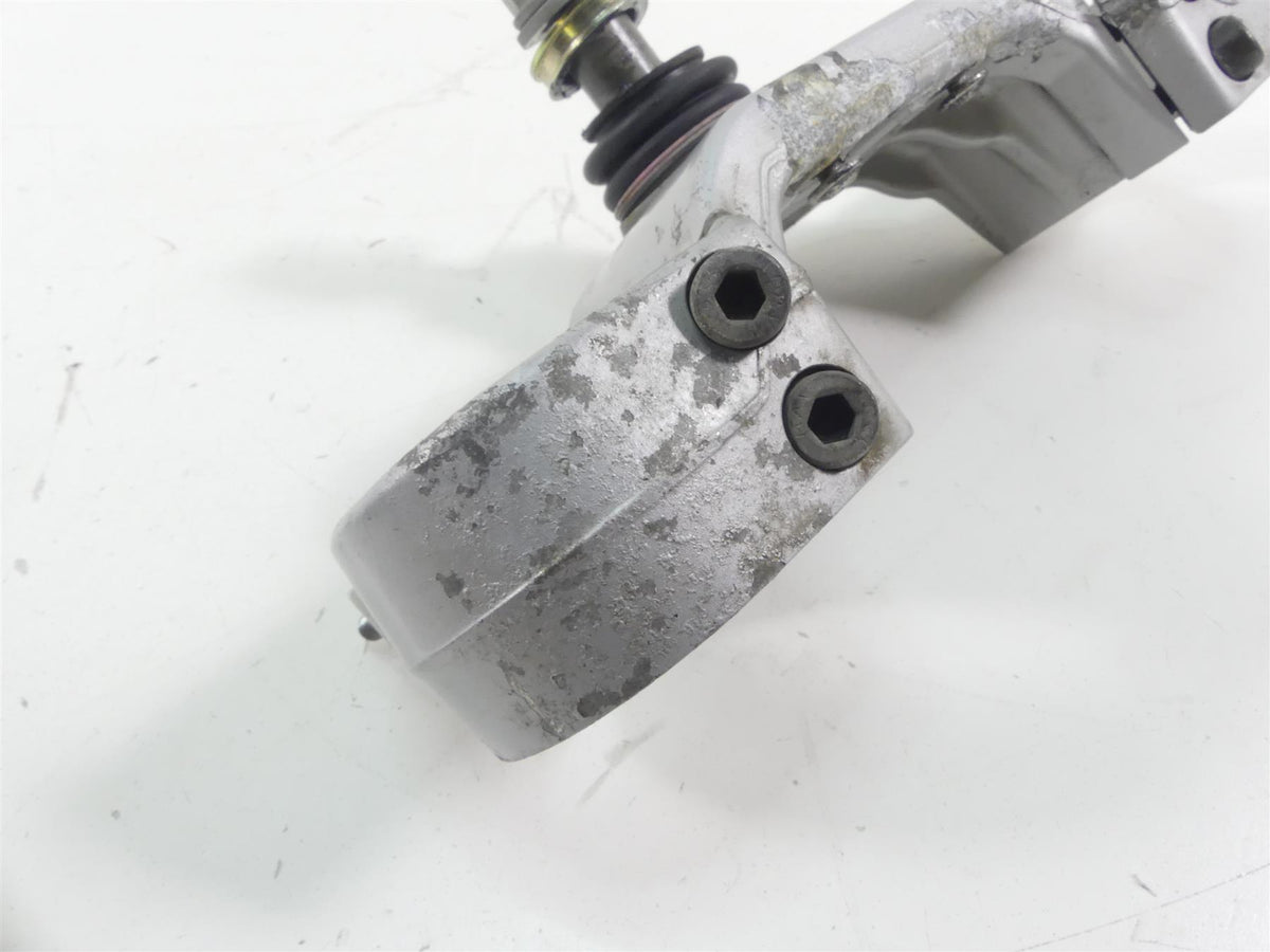 2001 BMW R1150 GS R21 Lower Triple Tree Steering Clamp 31422338223 {{ shop.shopifyCountryName }} - Mototech271