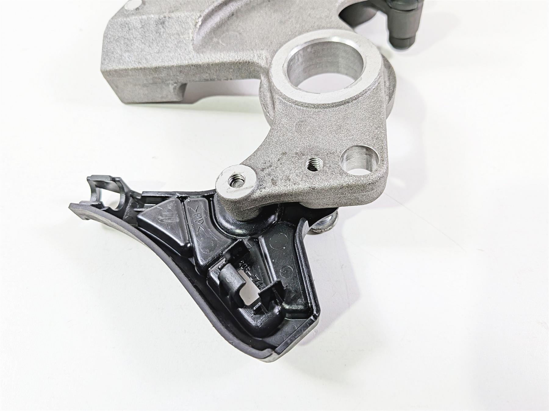 2024 Yamaha YZF R1 RN65 Nissin Rear Brake Caliper & Bracket 2CR-2580W-00-00 {{ shop.shopifyCountryName }} - Mototech271