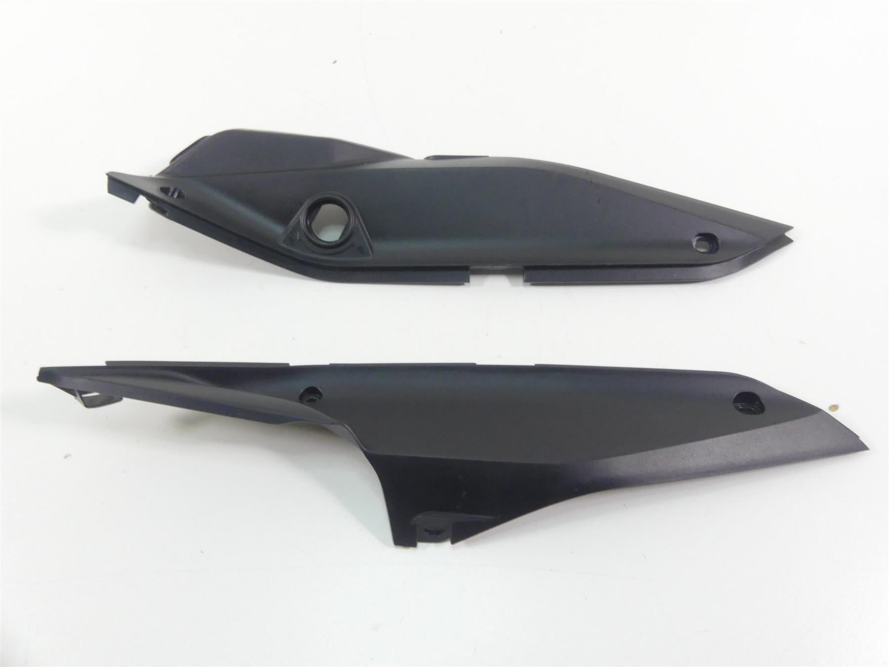 2014 Ducati Hypermotard 821 SP Tail Side Infill Cover Fairing Set 48211741A {{ shop.shopifyCountryName }} - Mototech271