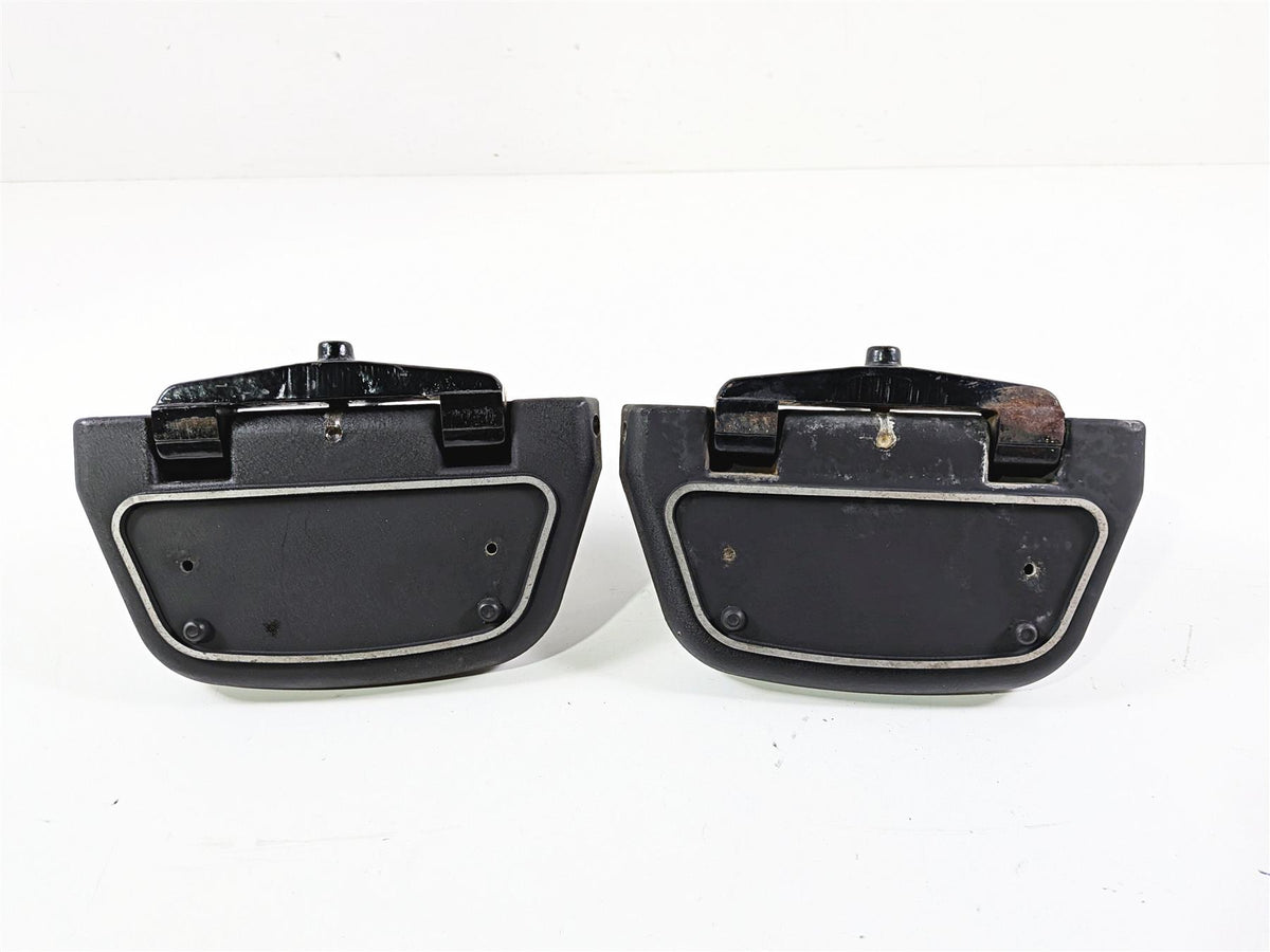 1993 Harley Touring FLHTCU Electra Glide Rear Passenger Floor Board Set 52719-93 {{ shop.shopifyCountryName }} - Mototech271