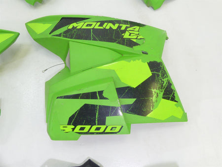 2017 Arctic Mountain Cat M8000 153 Green Plastics Fairing Cover Cowl Set {{ shop.shopifyCountryName }} - Mototech271