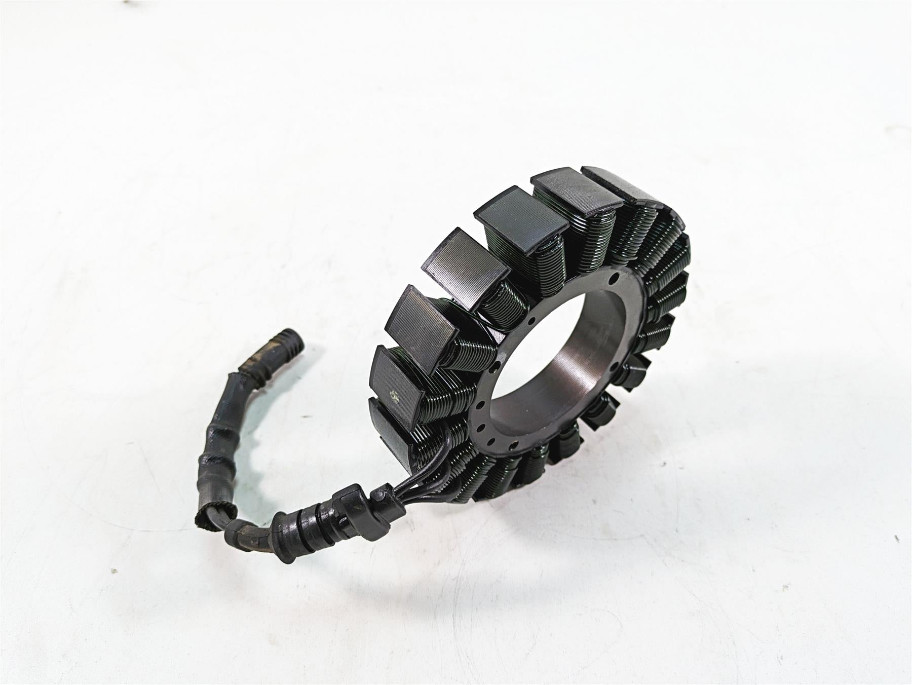 2009 Harley FXDF Dyna Fat Bob Alternator Generator Stator 30017-08 {{ shop.shopifyCountryName }} - Mototech271