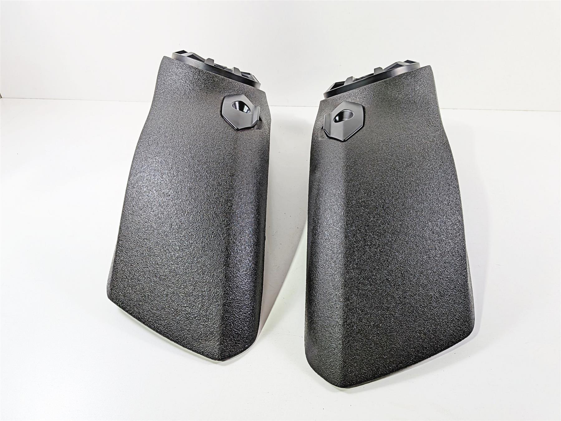 2016 Victory Cross Country Wrinkle Black Saddlebag Lid & Speaker Set {{ shop.shopifyCountryName }} - Mototech271
