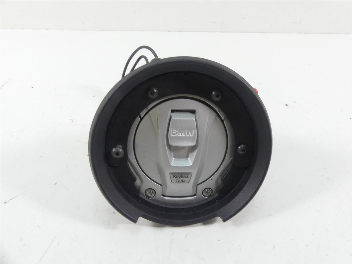 2017 BMW R1200RT K52 Keyless Fuel Gas Petrol Tank Lid Cap 16118552106 {{ shop.shopifyCountryName }} - Mototech271