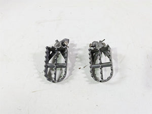 2009 BMW R1200GS K255 Adv Front Footpeg Foot Peg Set 46717694557 46717694558 | Mototech271