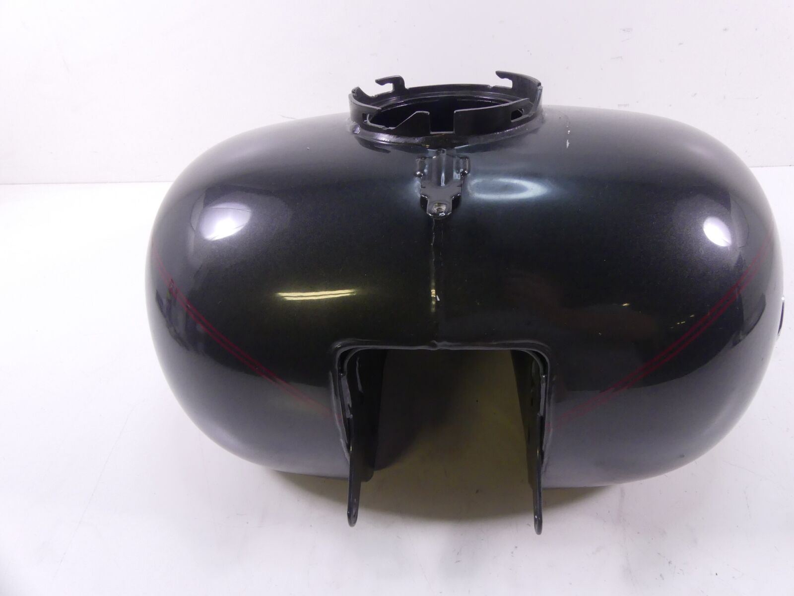 2009 Harley Touring FLHTCU Electra Glide Fuel Gas Petrol Tank Reservoir 61356-08 {{ shop.shopifyCountryName }} - Mototech271