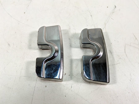 2000 Harley Dyna FXDL Low Rider Kuryakyn Scorpion Chrome Sparkplug Cover Set for Big Twins K8323 {{ shop.shopifyCountryName }} - Mototech271