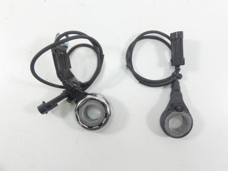 2009 Harley FLHTCU SE4 CVO E-Glide Abs Brake Wheel Speed Sensor Set 40614-08 {{ shop.shopifyCountryName }} - Mototech271