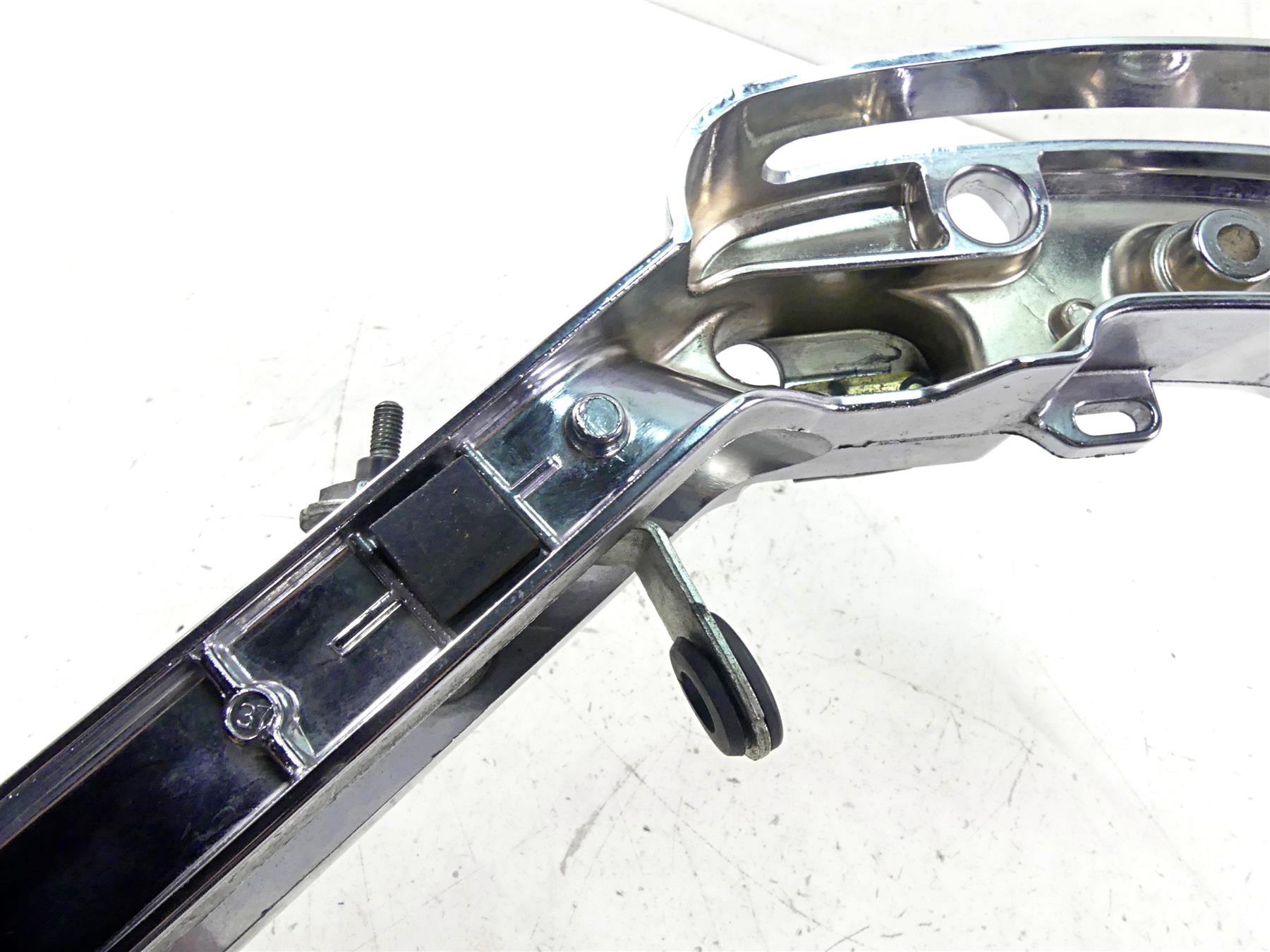 2015 Harley Touring FLHXS Street Glide Left Chrome Saddlebag Support 90200501 {{ shop.shopifyCountryName }} - Mototech271