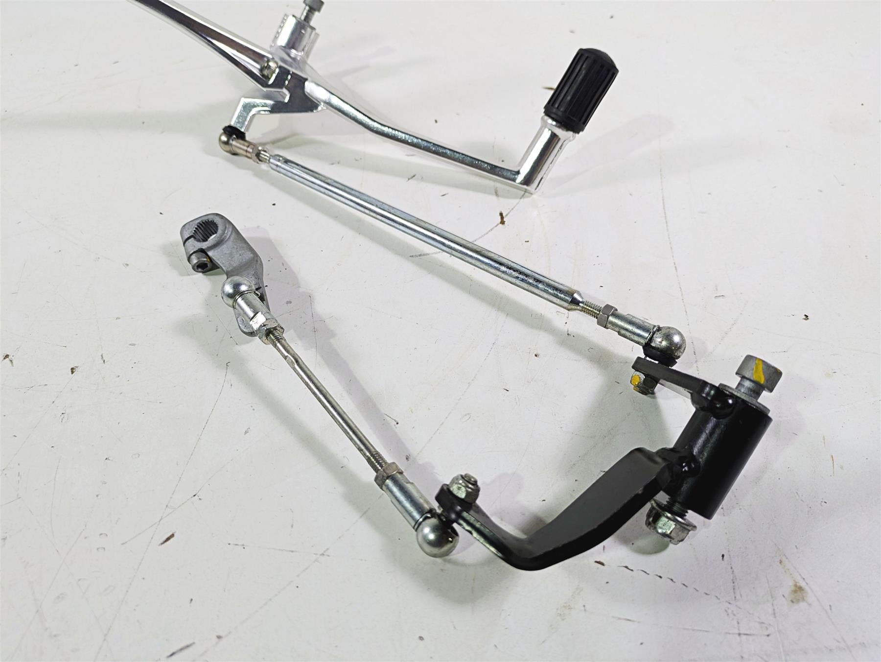 2014 Moto Guzzi California 1400 Touring Left Floorboard & Shifter 887303 B063751 {{ shop.shopifyCountryName }} - Mototech271