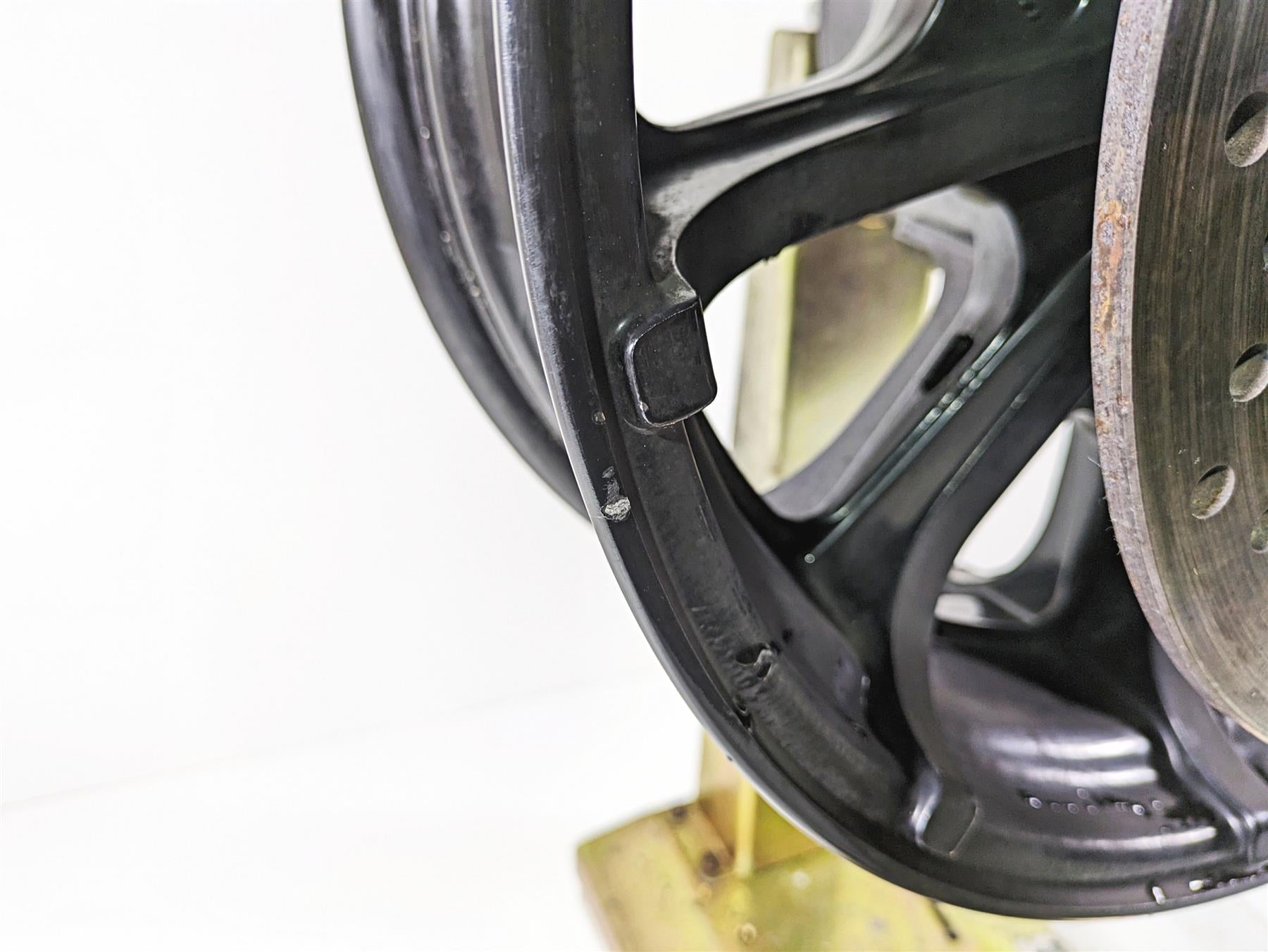2018 Indian Chieftain Dark Horse Rear Wheel Rim 16x5 1523060 {{ shop.shopifyCountryName }} - Mototech271