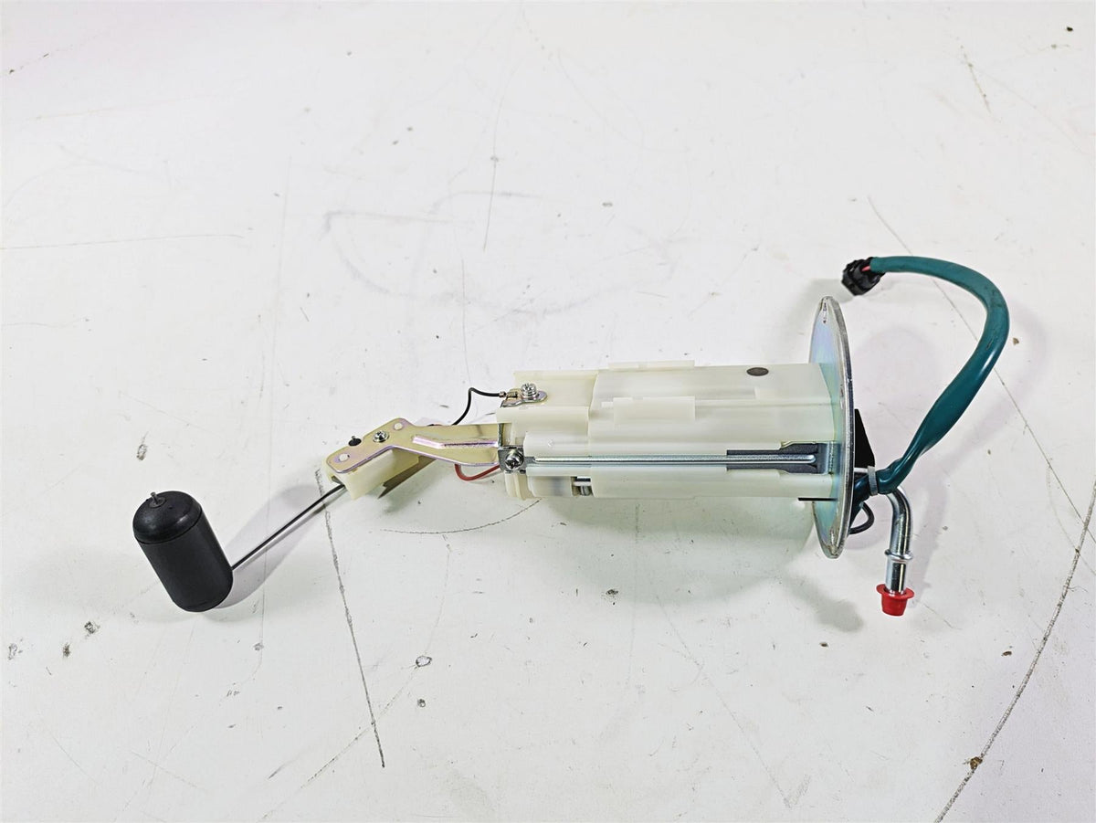 2024 Kawasaki ZX6R ZX636 Ninja Nice Fuel Gas Pump - 40 Miles Only 49040-0779 {{ shop.shopifyCountryName }} - Mototech271