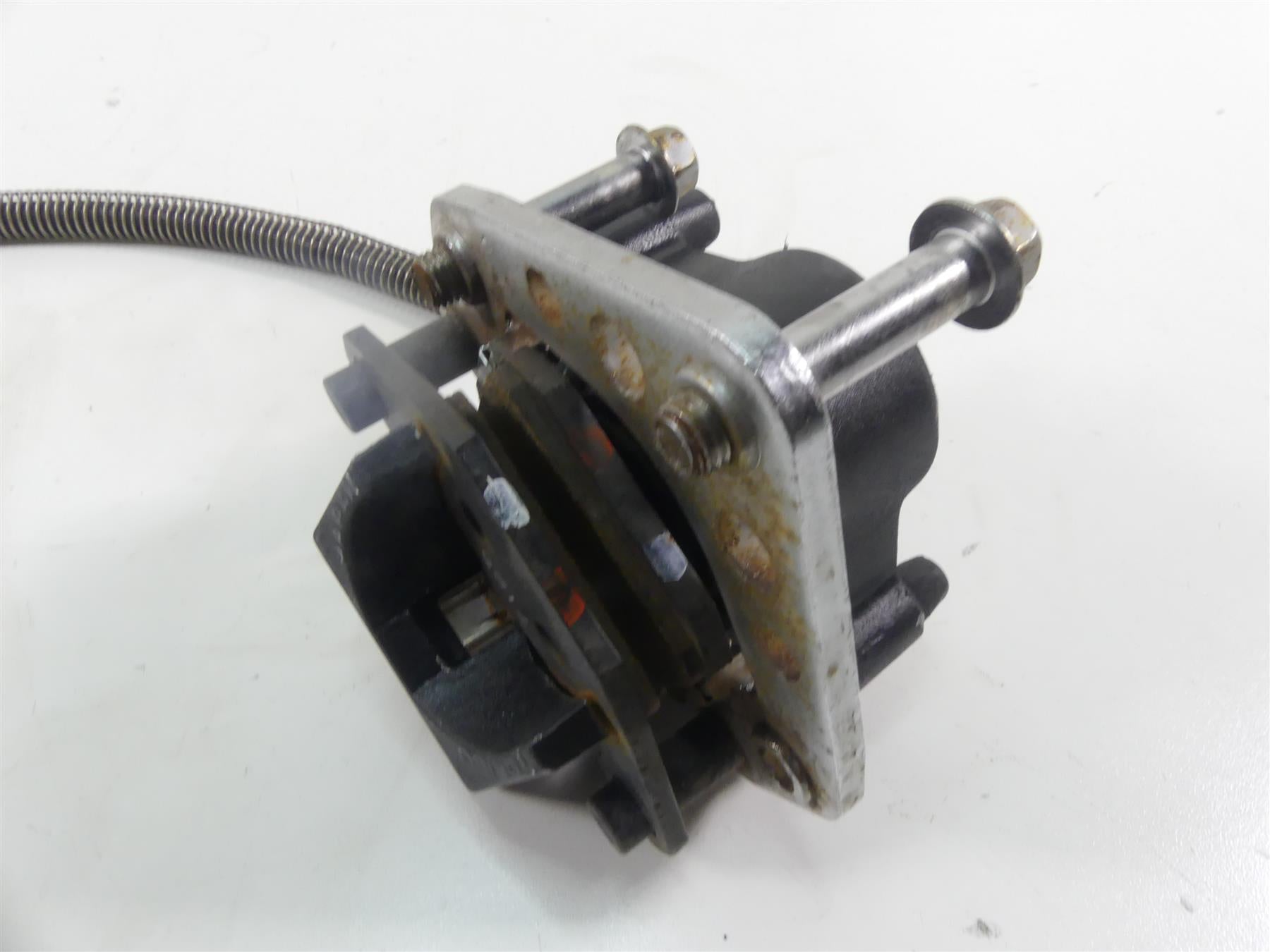 1998 Kawasaki VN800 Vulcan Front Brake Caliper Bracket & Line 43041-1487-GN {{ shop.shopifyCountryName }} - Mototech271
