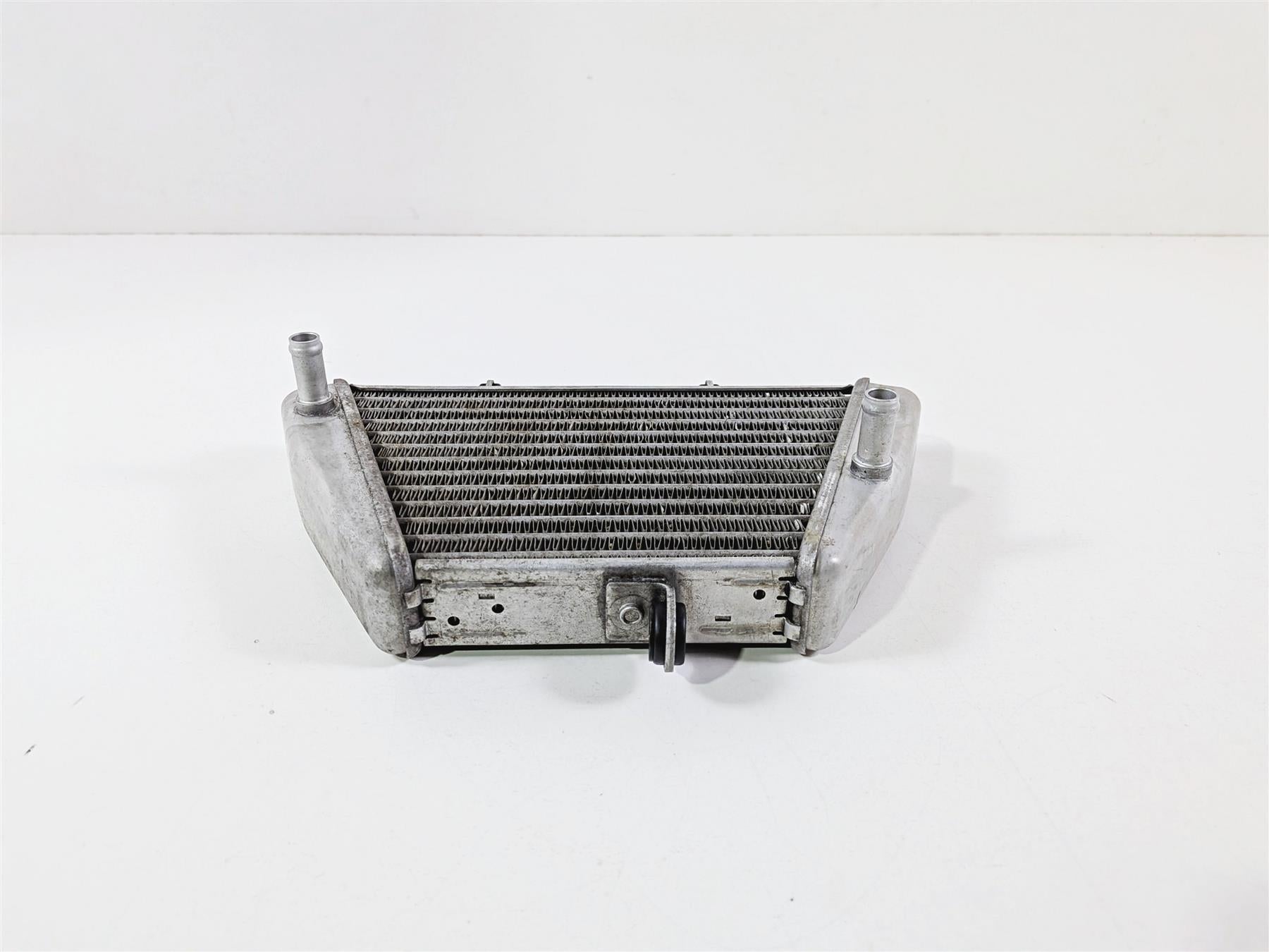 2016 Aprilia RSV 1100 Tuono V4 Factory Oil Cooler & Lines 2B000897 {{ shop.shopifyCountryName }} - Mototech271