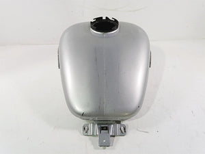 2010 Harley Touring FLHX Street Glide Silver Fuel Gas Petrol Tank 61356-08 | Mototech271
