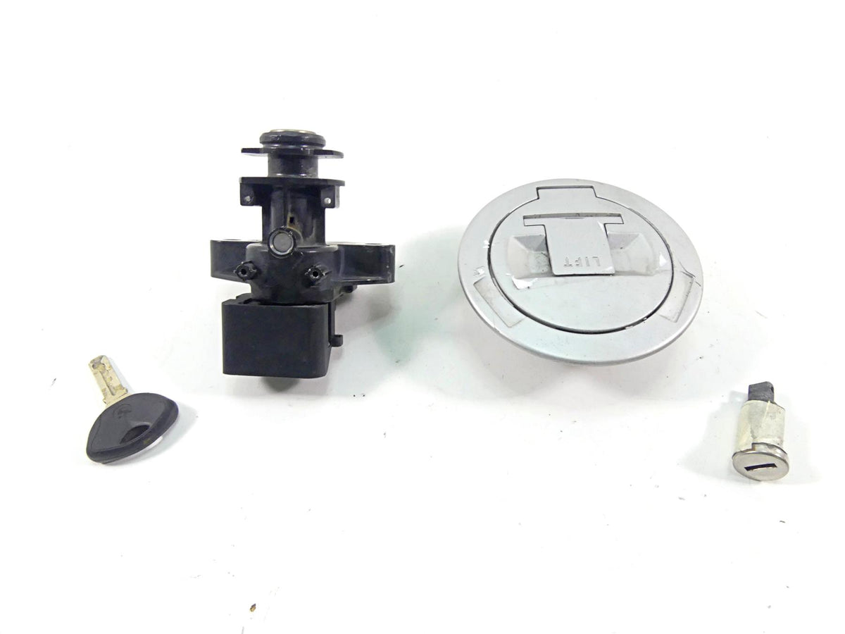 2013 BMW S1000RR K46 Ignition Switch Key Lock Gas Cap Seat Set -Read 51257700072 {{ shop.shopifyCountryName }} - Mototech271