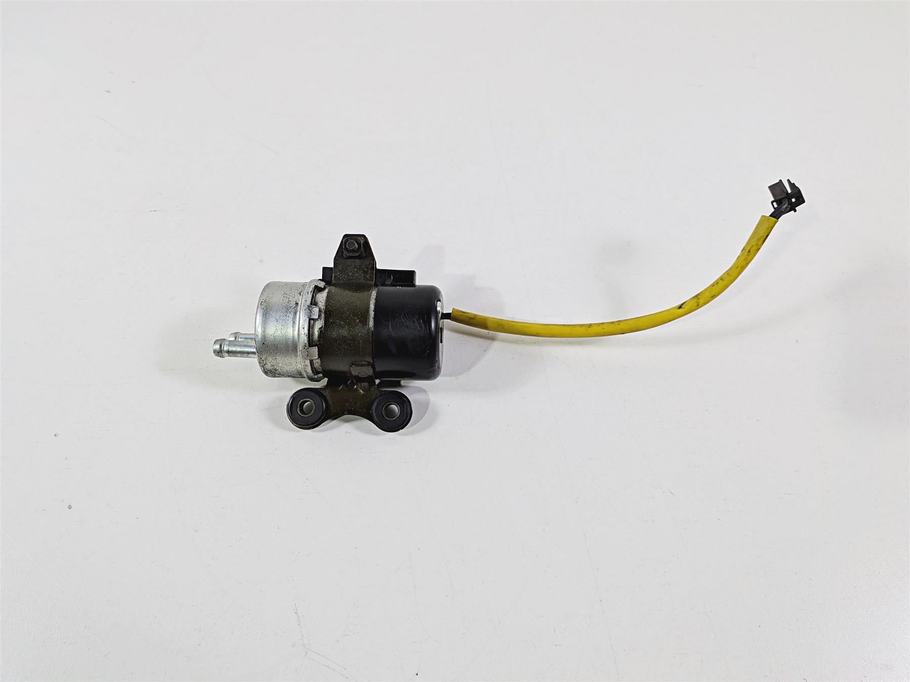 2006 Yamaha XVZ1300 Royal Star Fuel Gas Petrol Pump 1D6-13907-00-00 1D6-13907-01 {{ shop.shopifyCountryName }} - Mototech271