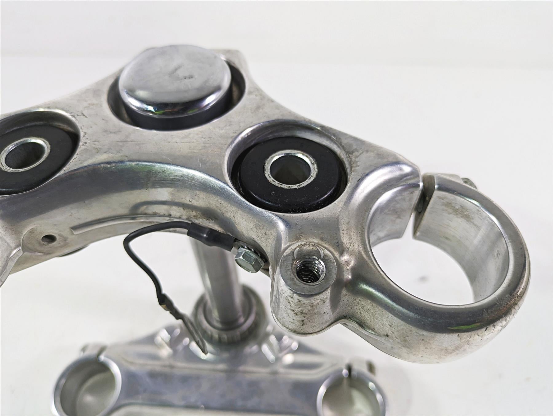 2003 Harley Dyna FXDL Low Rider 100TH Upper Lower Triple Tree Set 47668-90B {{ shop.shopifyCountryName }} - Mototech271