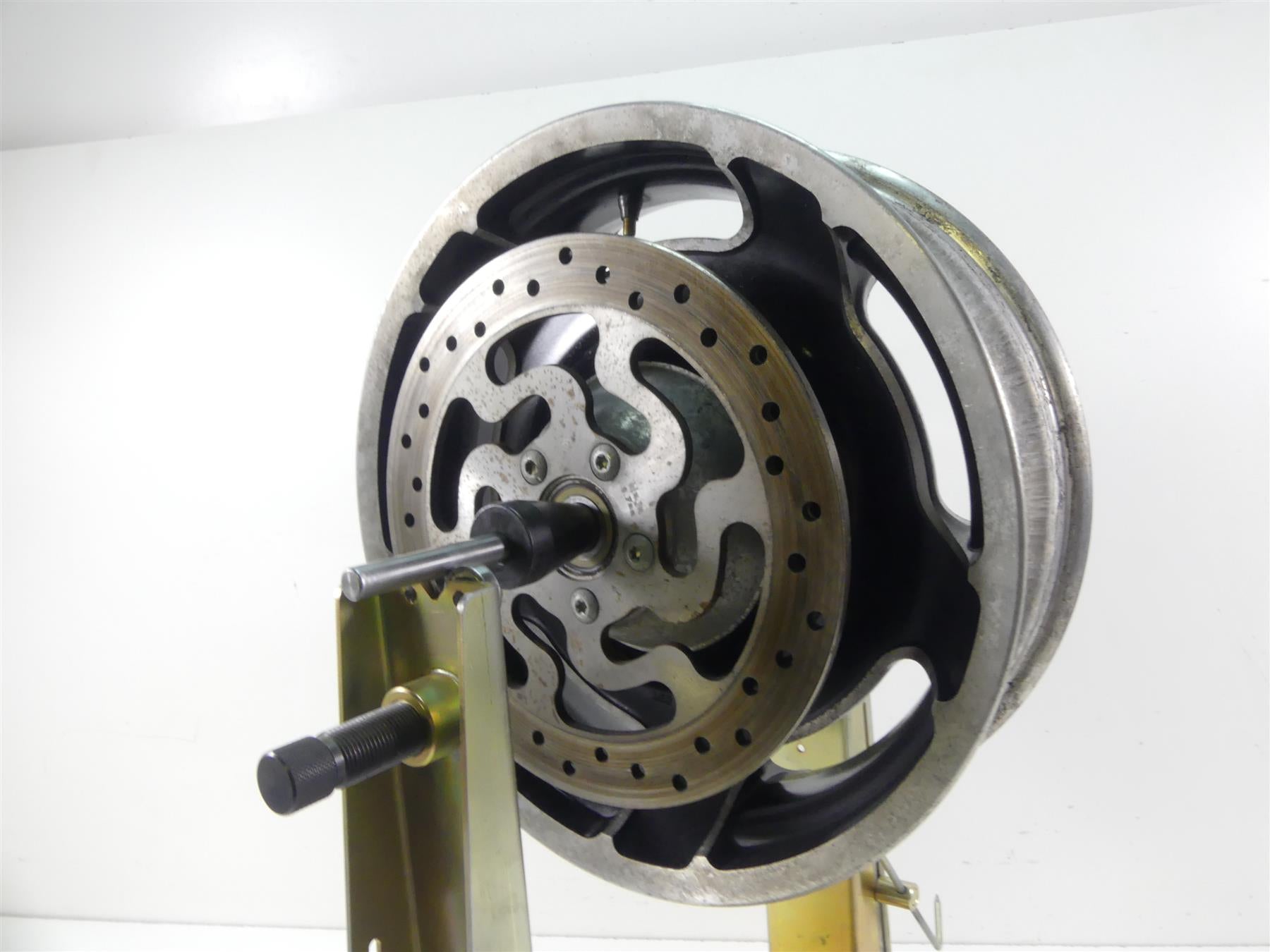 2012 Harley Touring FLHX Street Glide Straight Rear 16x5 Wheel Rim 43566-11 {{ shop.shopifyCountryName }} - Mototech271