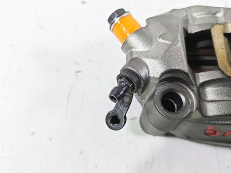 2023 Triumph Street Triple 765 RS Brembo Front Brake Caliper Set 100mm T2022367 {{ shop.shopifyCountryName }} - Mototech271