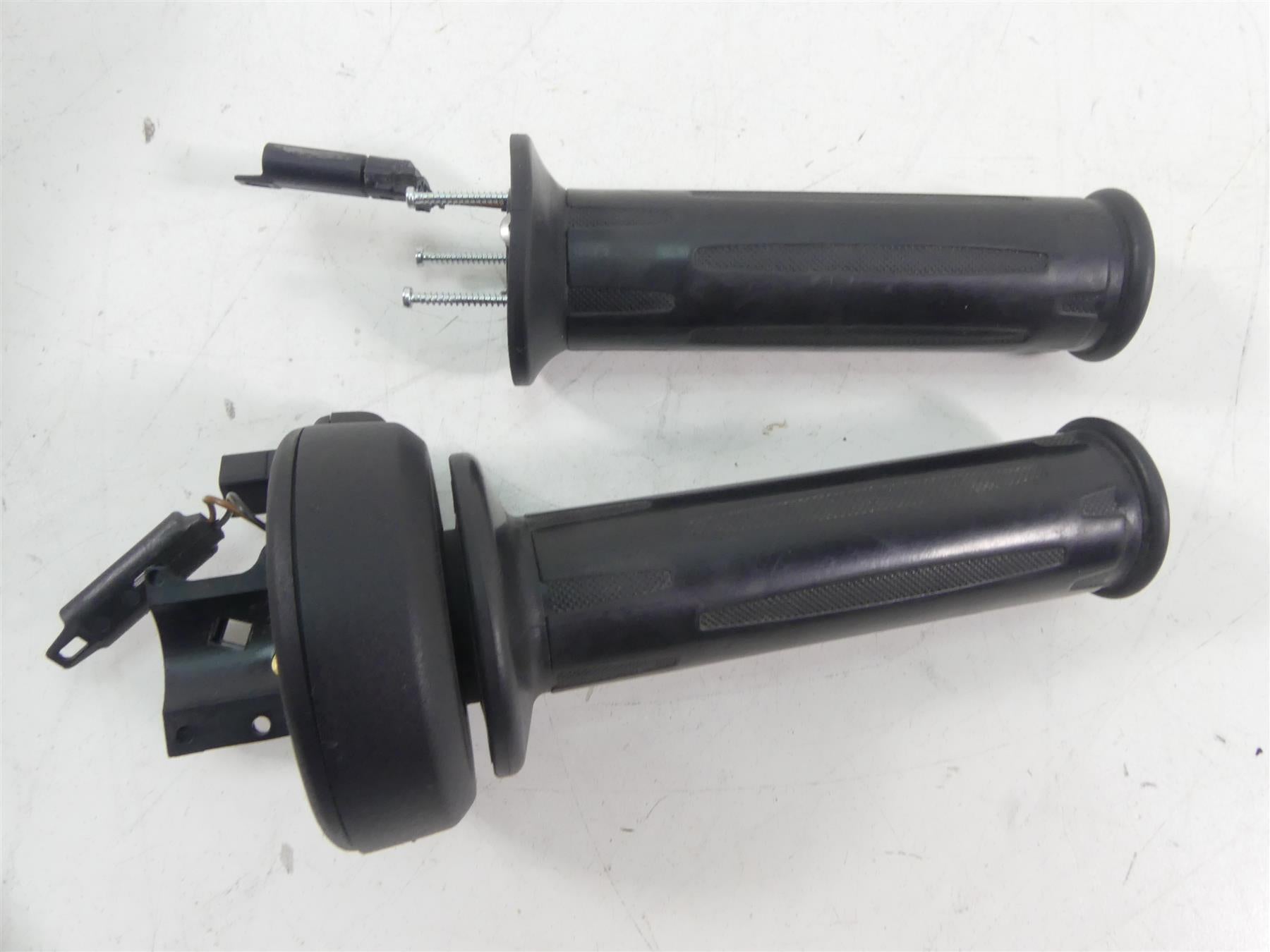 2016 BMW R1200RS K54 Heated Throttle & Hand Grip Set 61318552124 {{ shop.shopifyCountryName }} - Mototech271