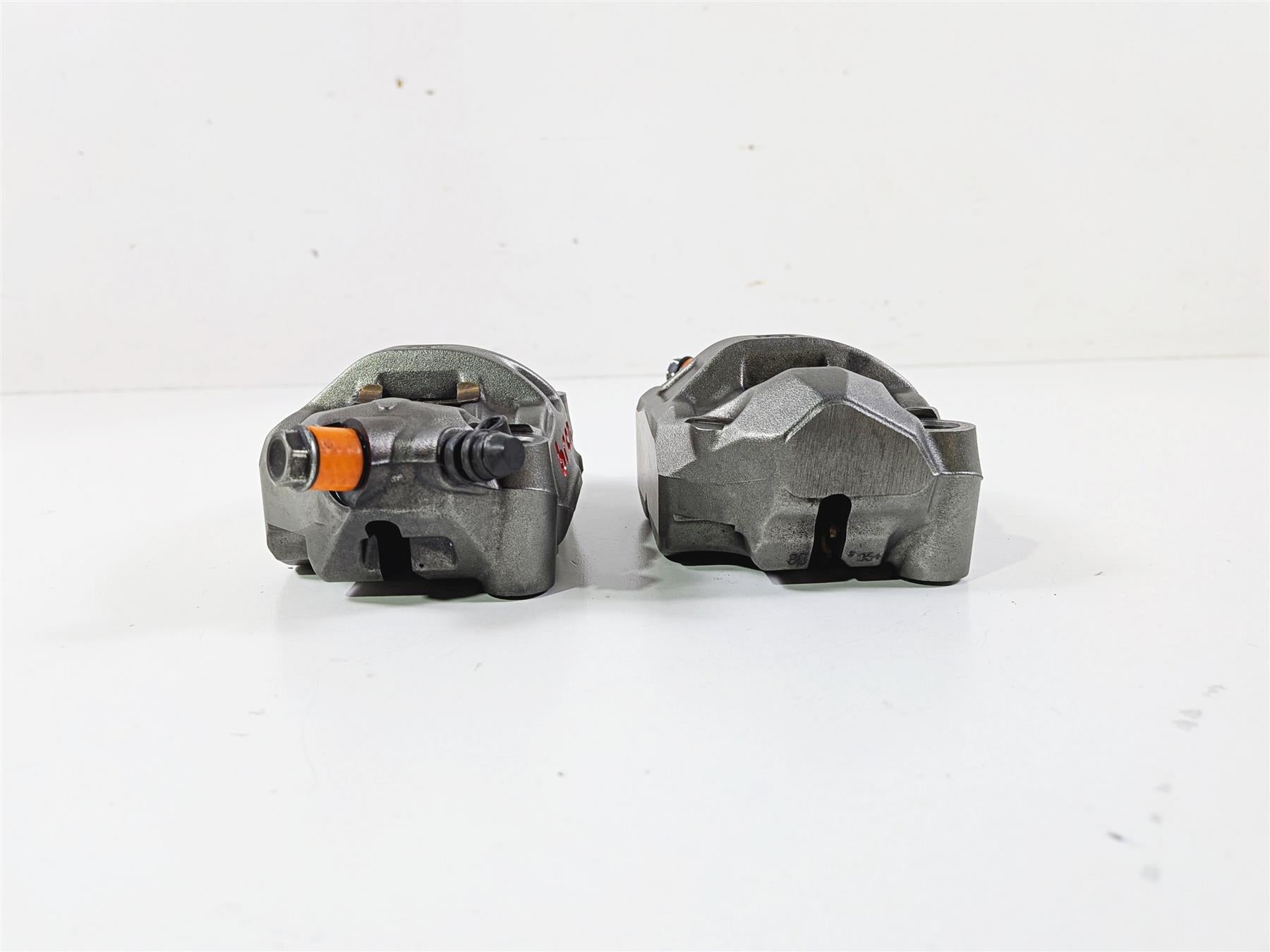 2018 Aprilia RSV4 RR Front Brake Caliper 100mm Brembo M50 2B001348 2B001349 {{ shop.shopifyCountryName }} - Mototech271