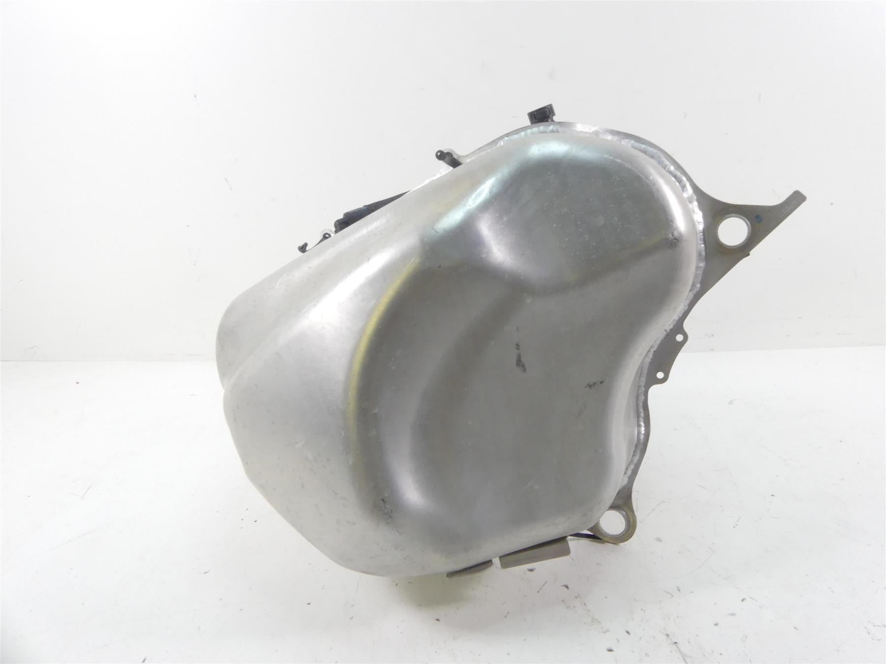 2011 Victory Vision Tour Left Fuel Gas Petrol Tank Reservoir 1017247 2204686 {{ shop.shopifyCountryName }} - Mototech271