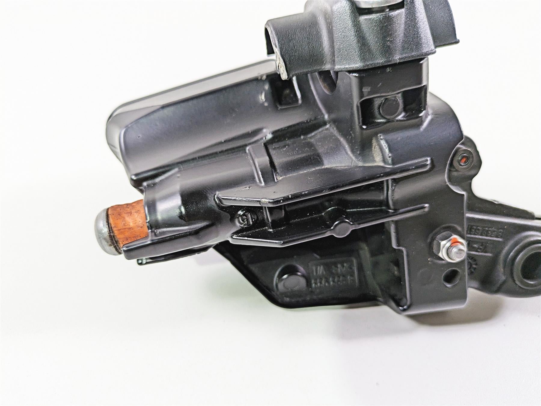 2019 BMW R1250RT K52 Front Brake Master Cylinder 32728559604 {{ shop.shopifyCountryName }} - Mototech271