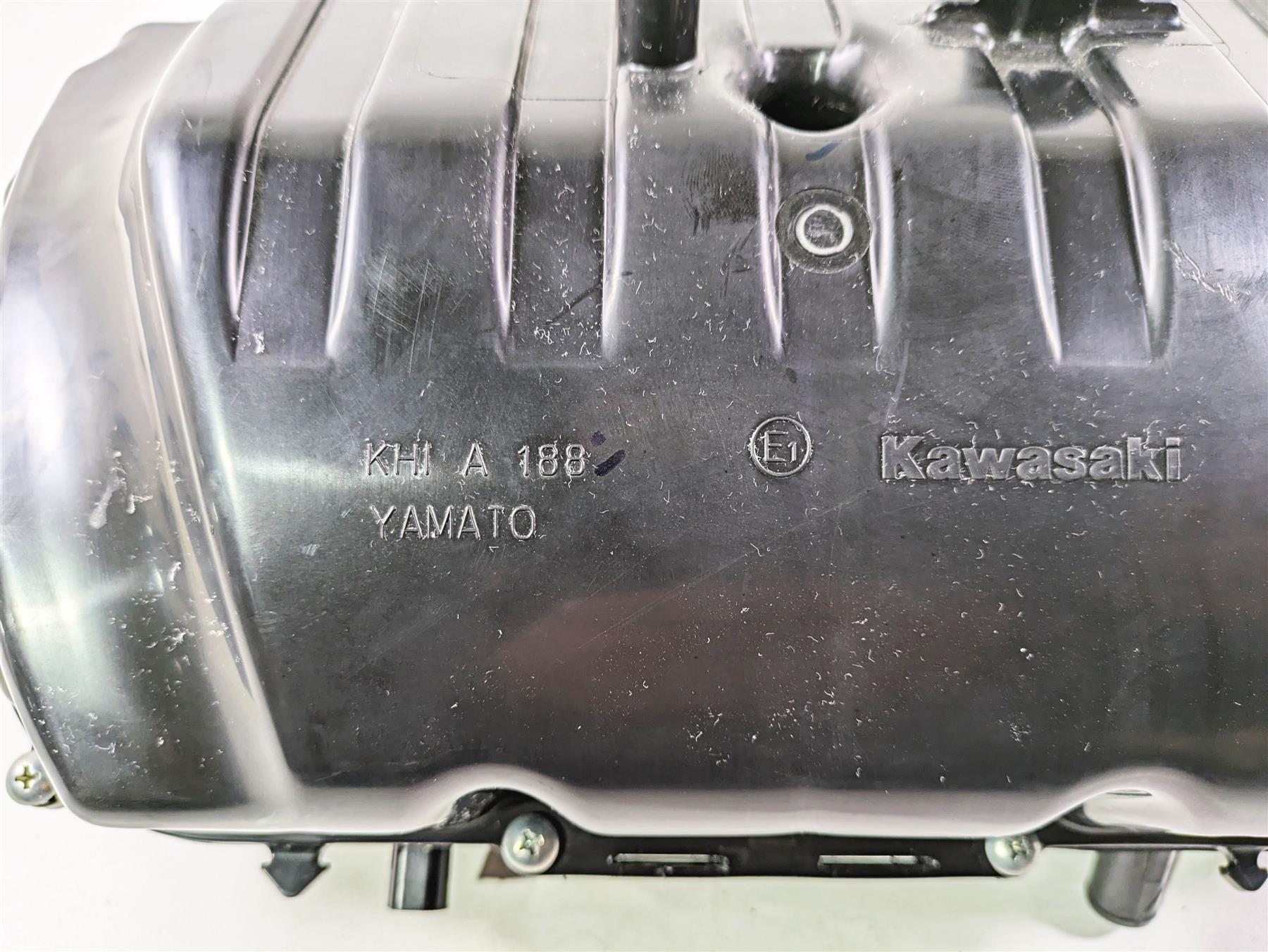 2021 Kawasaki Z900 ZR900 Air Box Cleaner Breather Filter 11010-0949 {{ shop.shopifyCountryName }} - Mototech271
