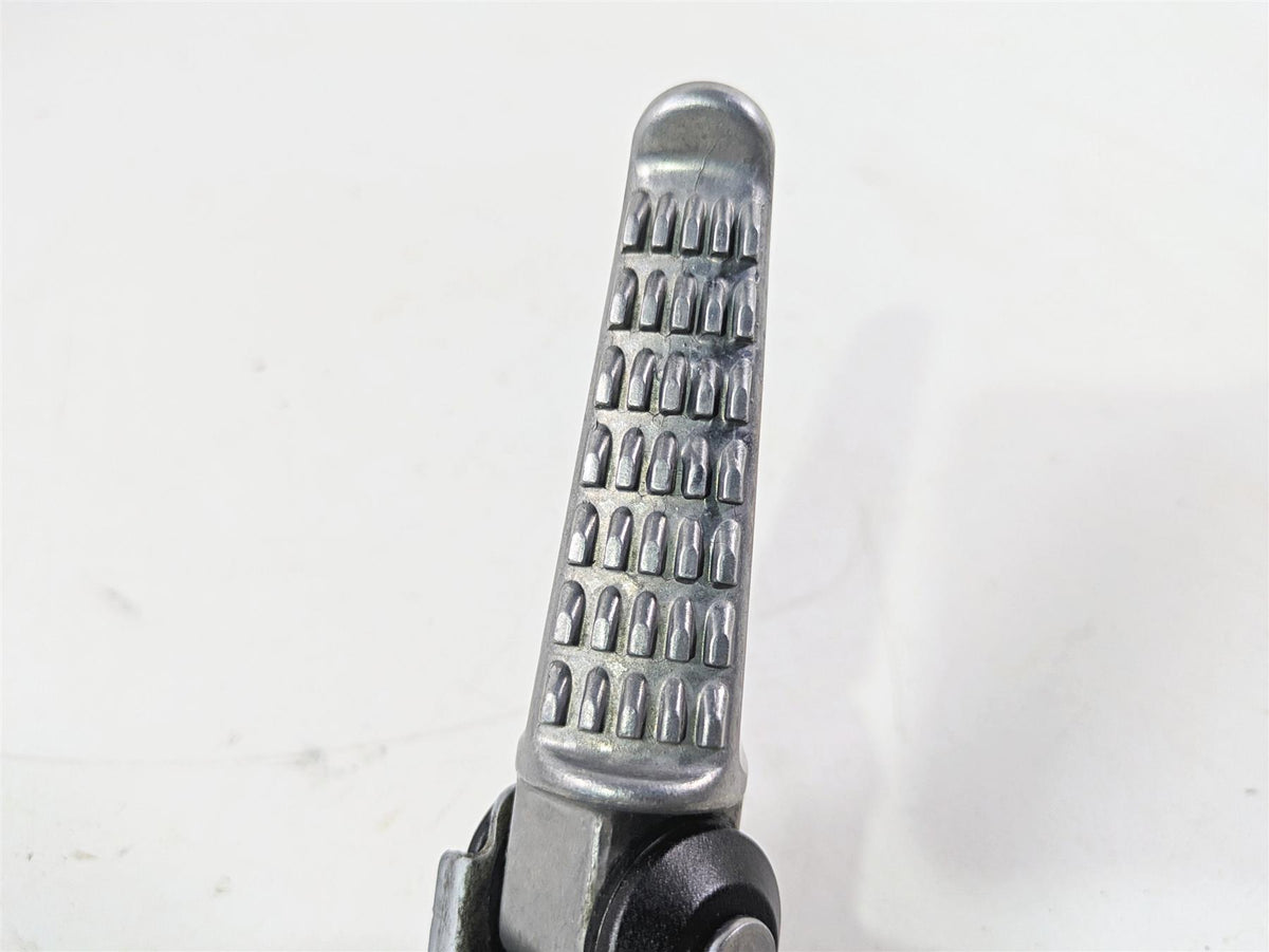 2024 Kawasaki ZX6R ZX636 Ninja Passenger Footpeg Foot Peg Set 35063-0444-18R {{ shop.shopifyCountryName }} - Mototech271
