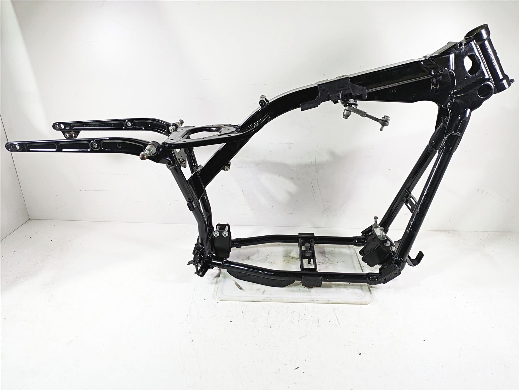 2013 Harley FXDWG Dyna Wide Glide Straight Main Frame Chassis 34Dgr With Clean California Title 47748-10A