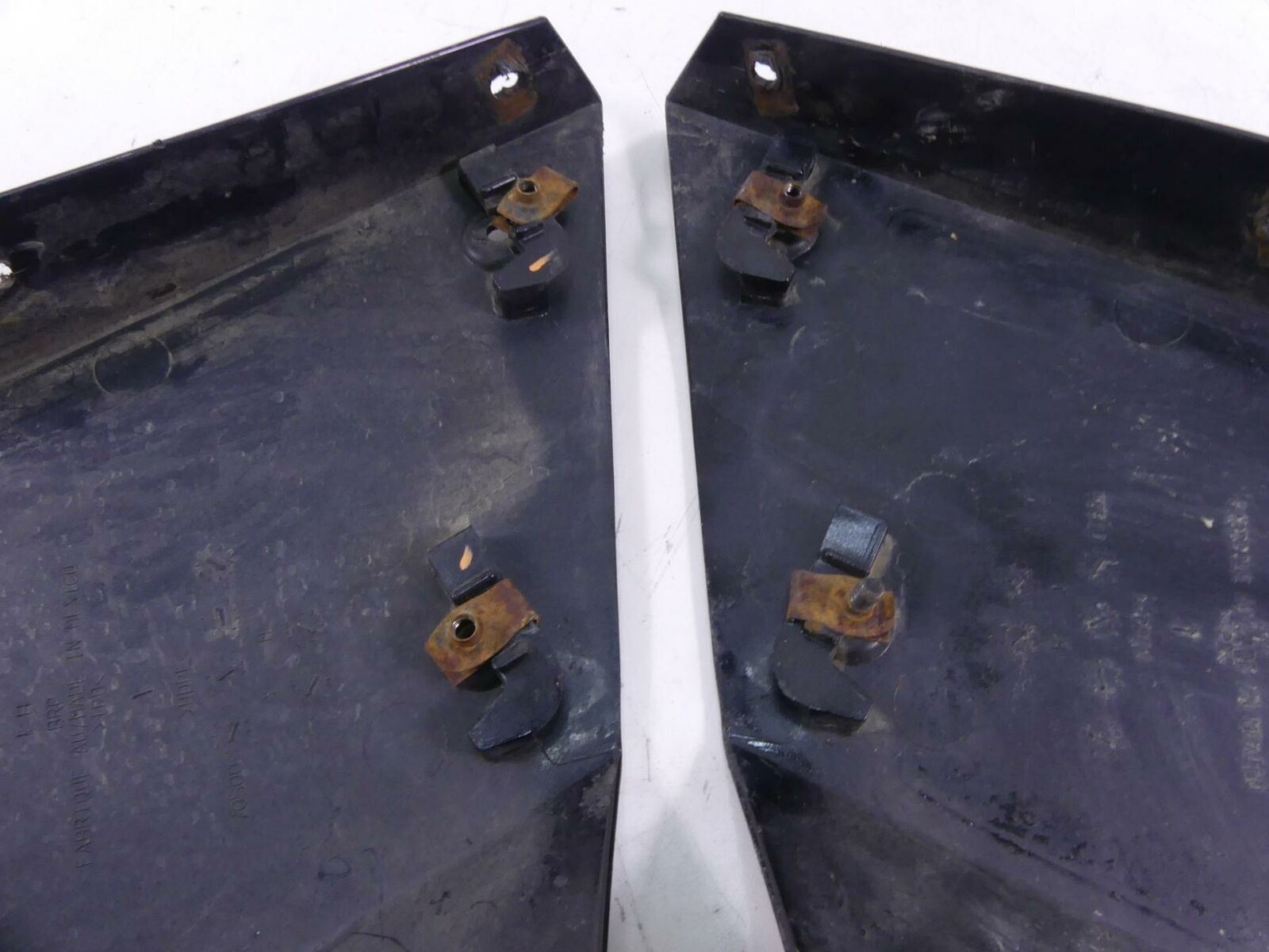 2017 Can Am Maverick 1000R DPS Front Lower Fairing Side Panel Set 705011645 {{ shop.shopifyCountryName }} - Mototech271