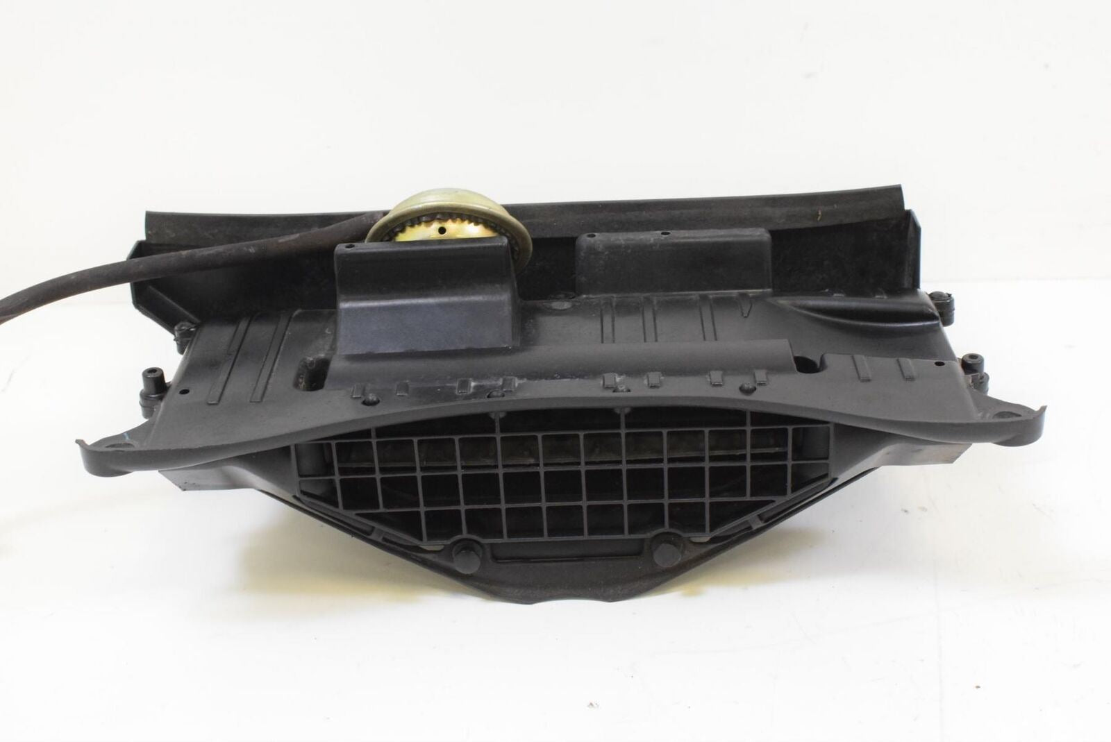 05 Honda CBR1000RR CBR1000 RR Front Air Intake Duct Ram Scoop 17251-MEL-010 {{ shop.shopifyCountryName }} - Mototech271