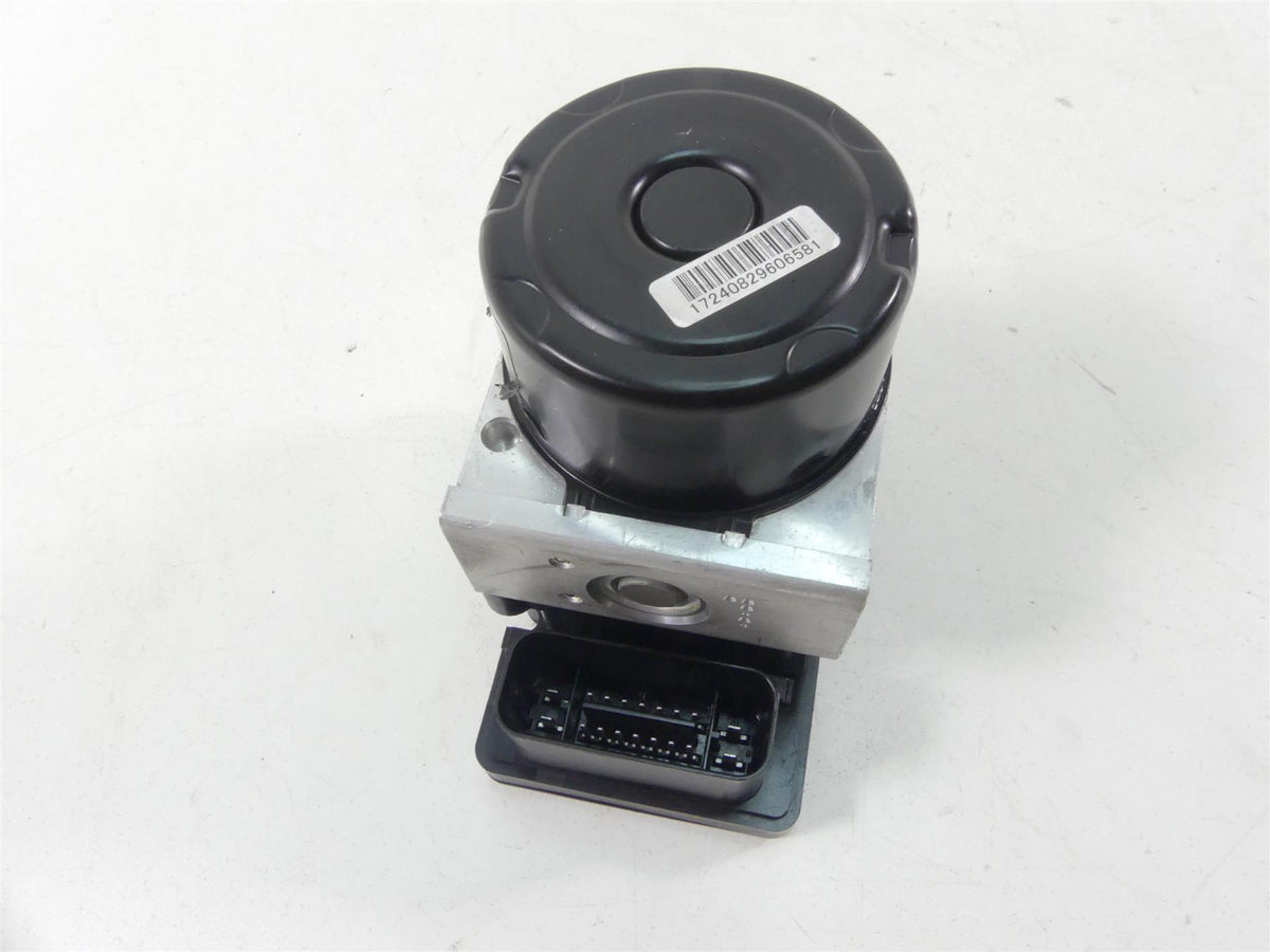 2019 Moto Guzzi V7 III Stone 750 Ate Abs Brake Pump Module Unit 2D000102 {{ shop.shopifyCountryName }} - Mototech271