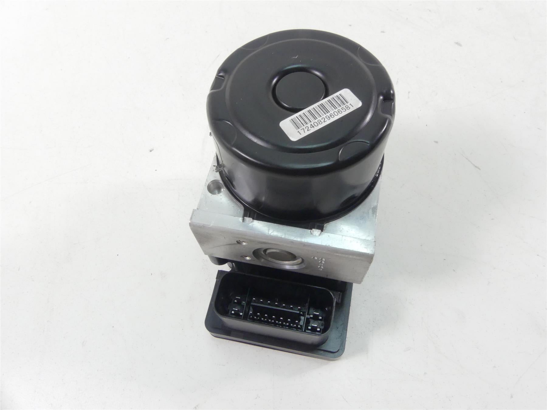 2019 Moto Guzzi V7 III Stone 750 Ate Abs Brake Pump Module Unit 2D000102 {{ shop.shopifyCountryName }} - Mototech271