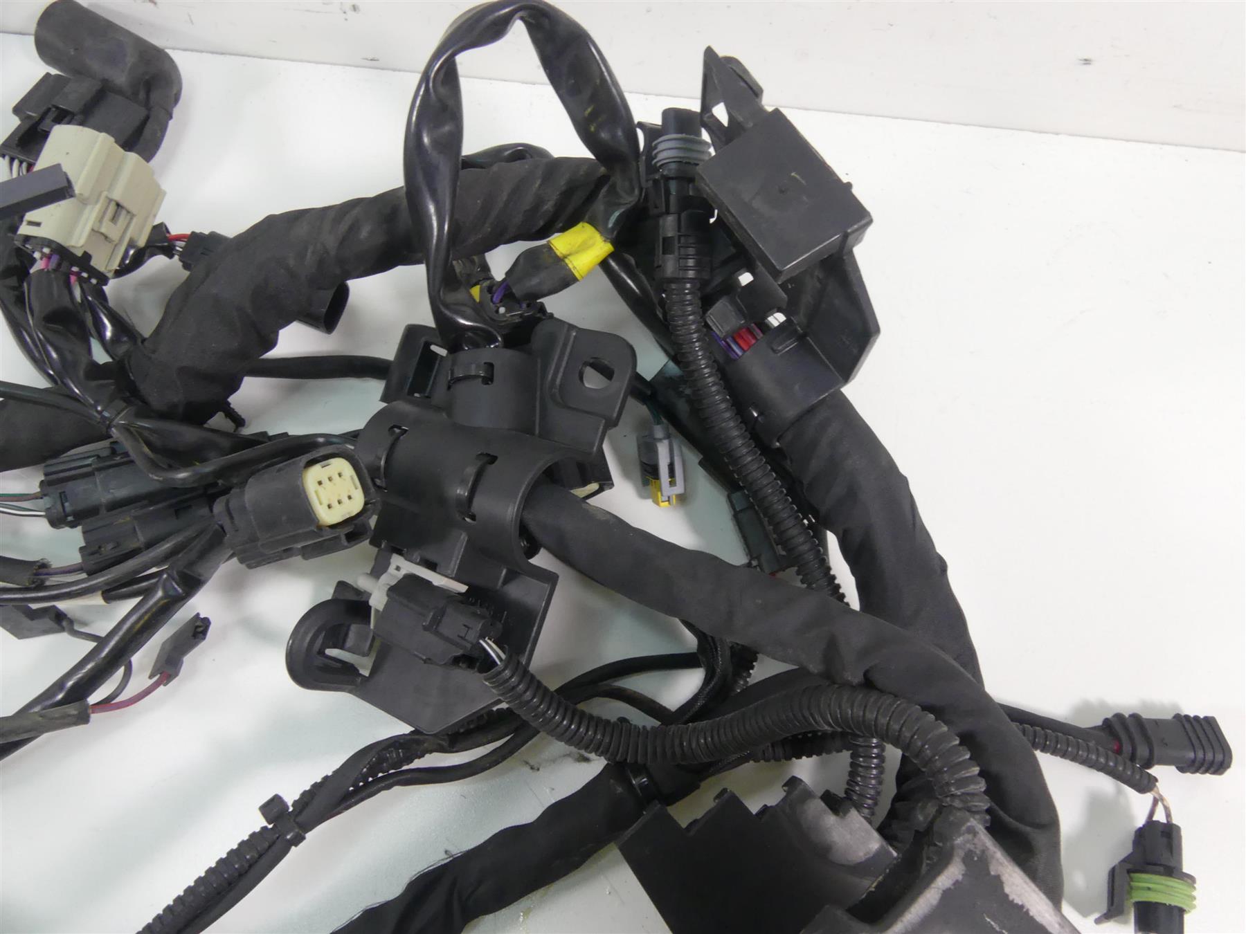 2014 Harley Touring FLHTK Electra Glide Main Wiring Harness Loom 69200118 {{ shop.shopifyCountryName }} - Mototech271