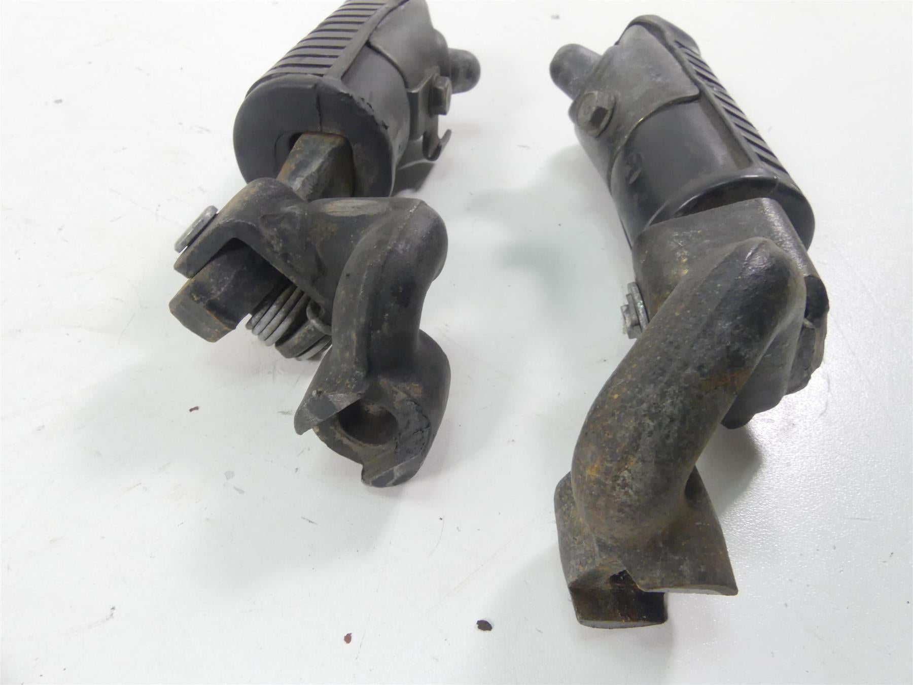 1977 Honda CB750 A Four Hondamatic Front Footpeg Foot Peg Set 50640-393-770ZA {{ shop.shopifyCountryName }} - Mototech271