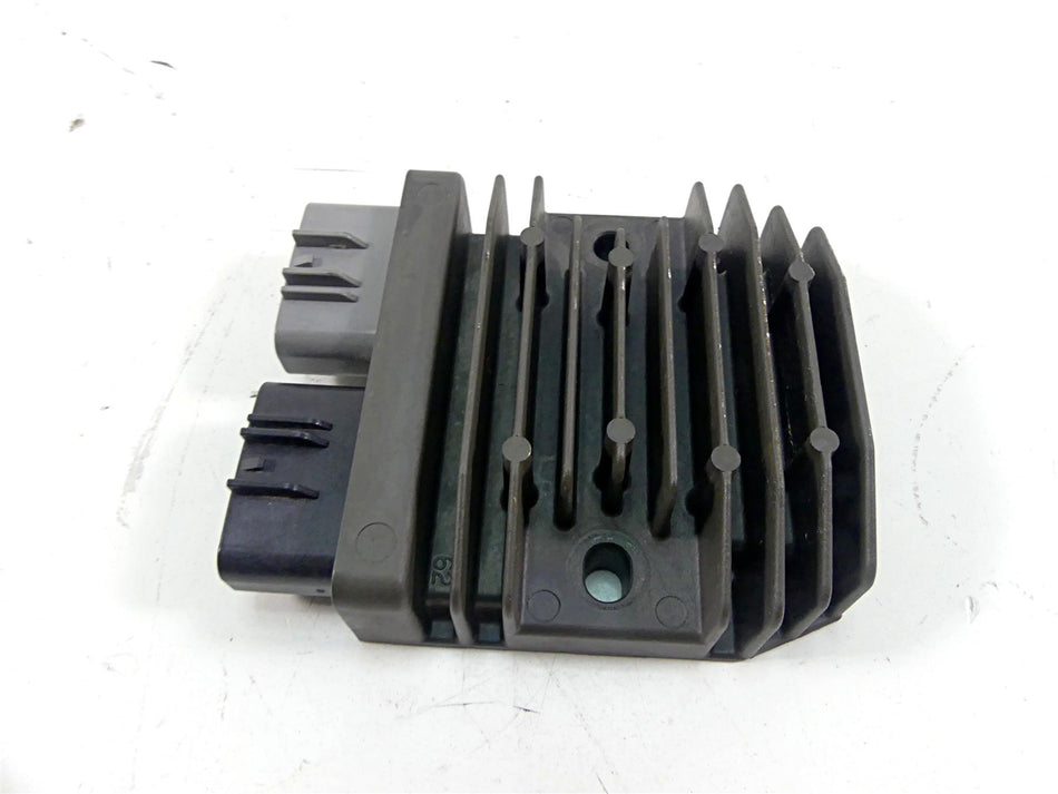 2017 Kawasaki ZX1400 ZX14R Ninja Rectifier Voltage Regulator FH020BA 21066-0744 {{ shop.shopifyCountryName }} - Mototech271
