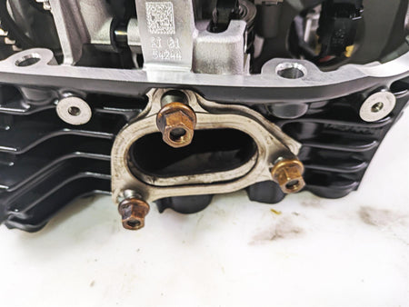 2022 BMW R1250 RT K052 Right Cylinder Head Cylinderhead -Read 11128504124 {{ shop.shopifyCountryName }} - Mototech271