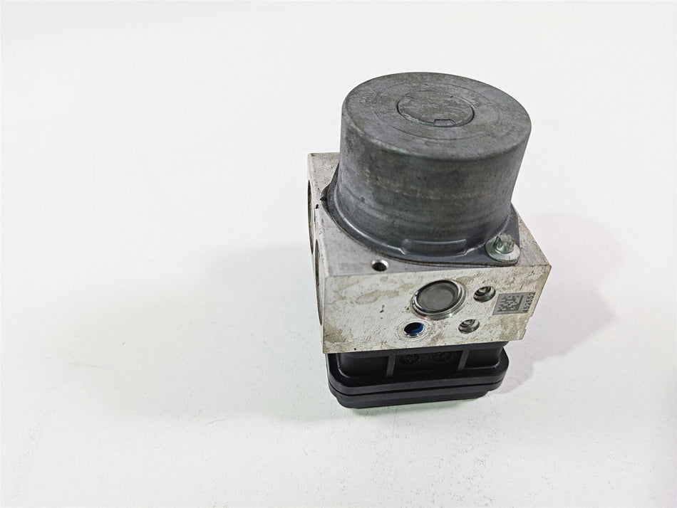 2018 Harley FLHCS Softail Heritage 115th Abs Brake Pump Module Unit 41100044B {{ shop.shopifyCountryName }} - Mototech271