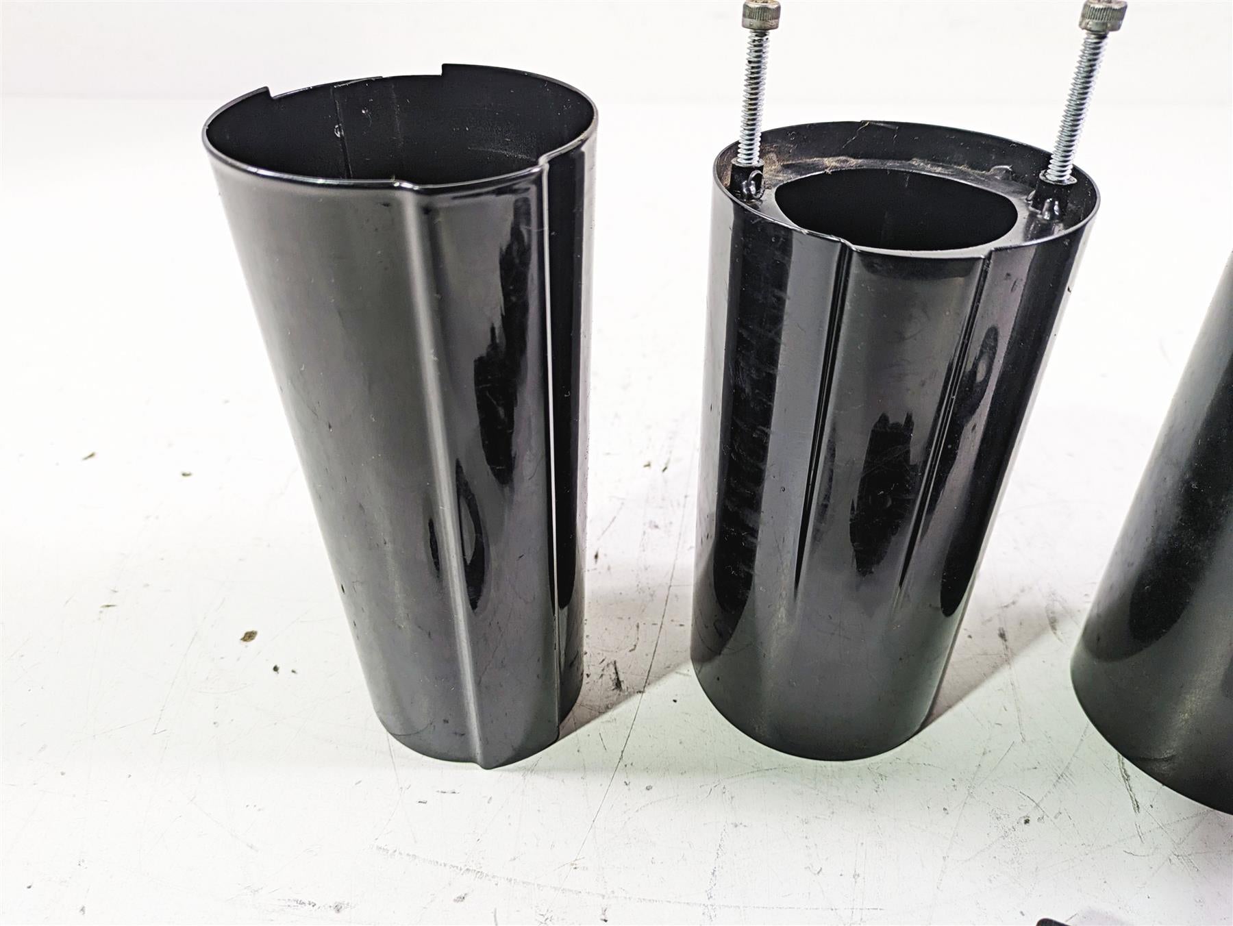 2021 Harley Softail FLSL Slim Upper Lower Front Fork Cover Set 45800129 45800130 {{ shop.shopifyCountryName }} - Mototech271