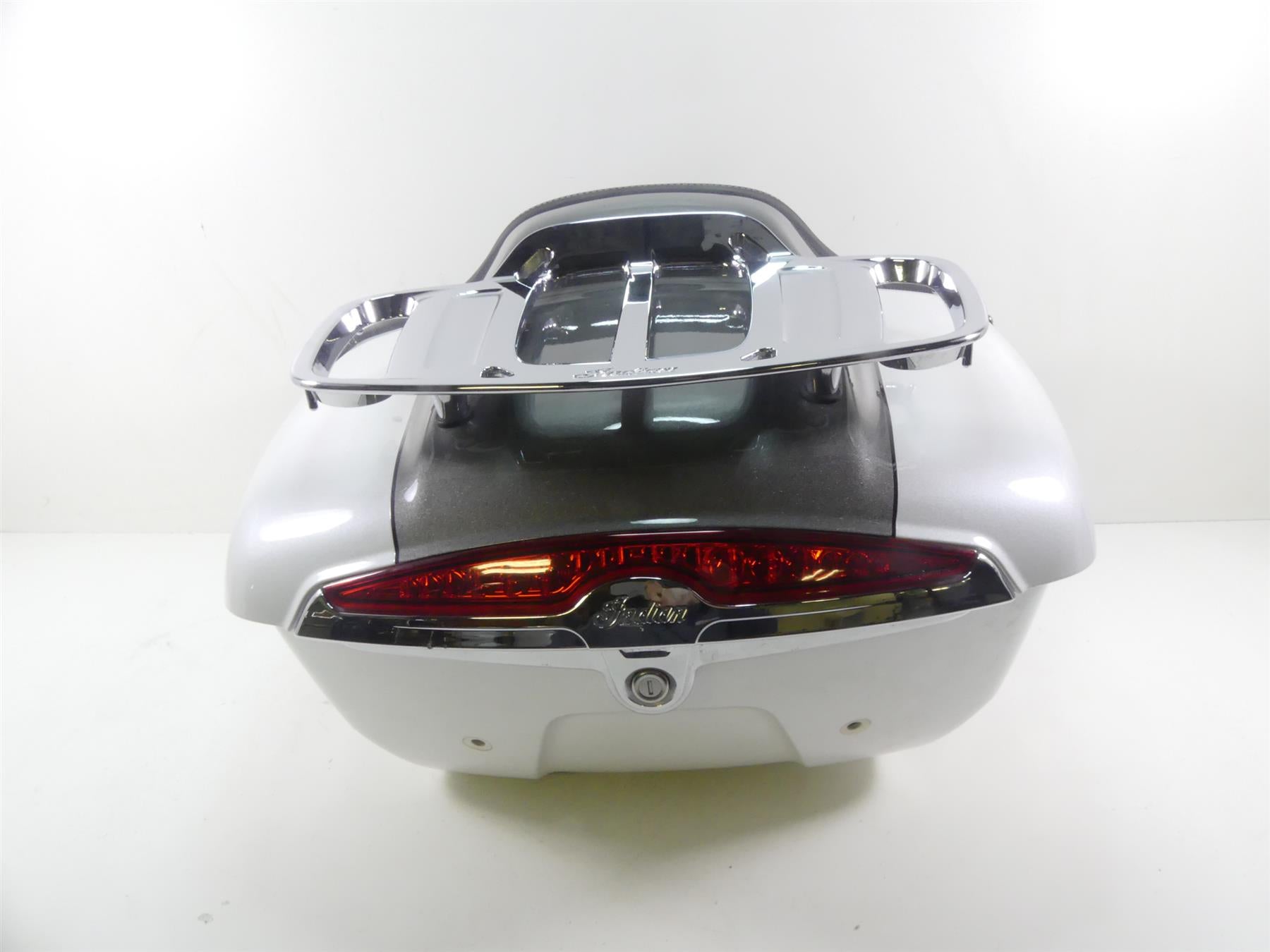 2020 Indian Roadmaster Complete Rear Trunk Tour Pak Passenger Backrest 5455392 {{ shop.shopifyCountryName }} - Mototech271