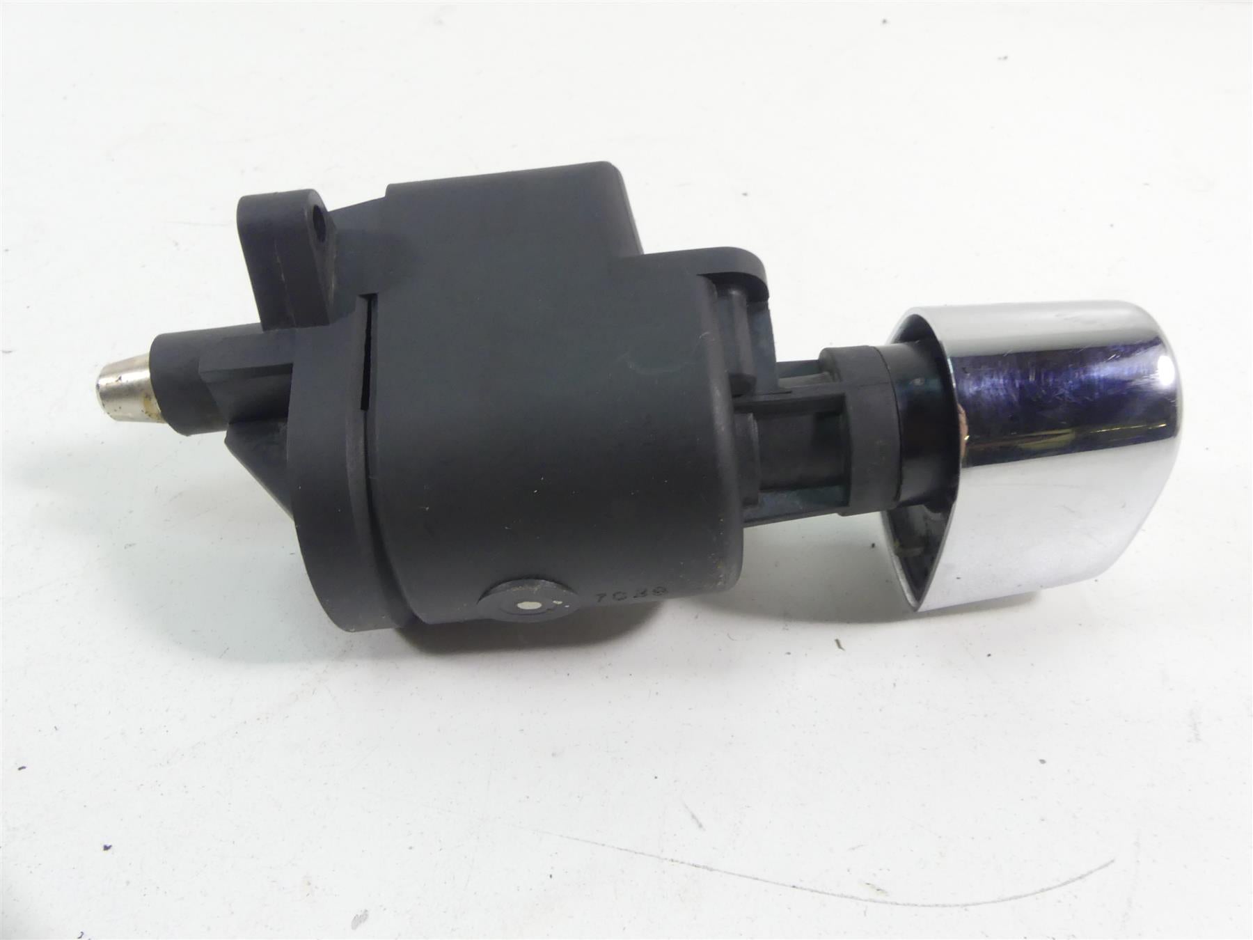 2007 Harley FLHTCU SE CVO Electra Glide Ignition Switch Key Lock Set 71530-03 {{ shop.shopifyCountryName }} - Mototech271
