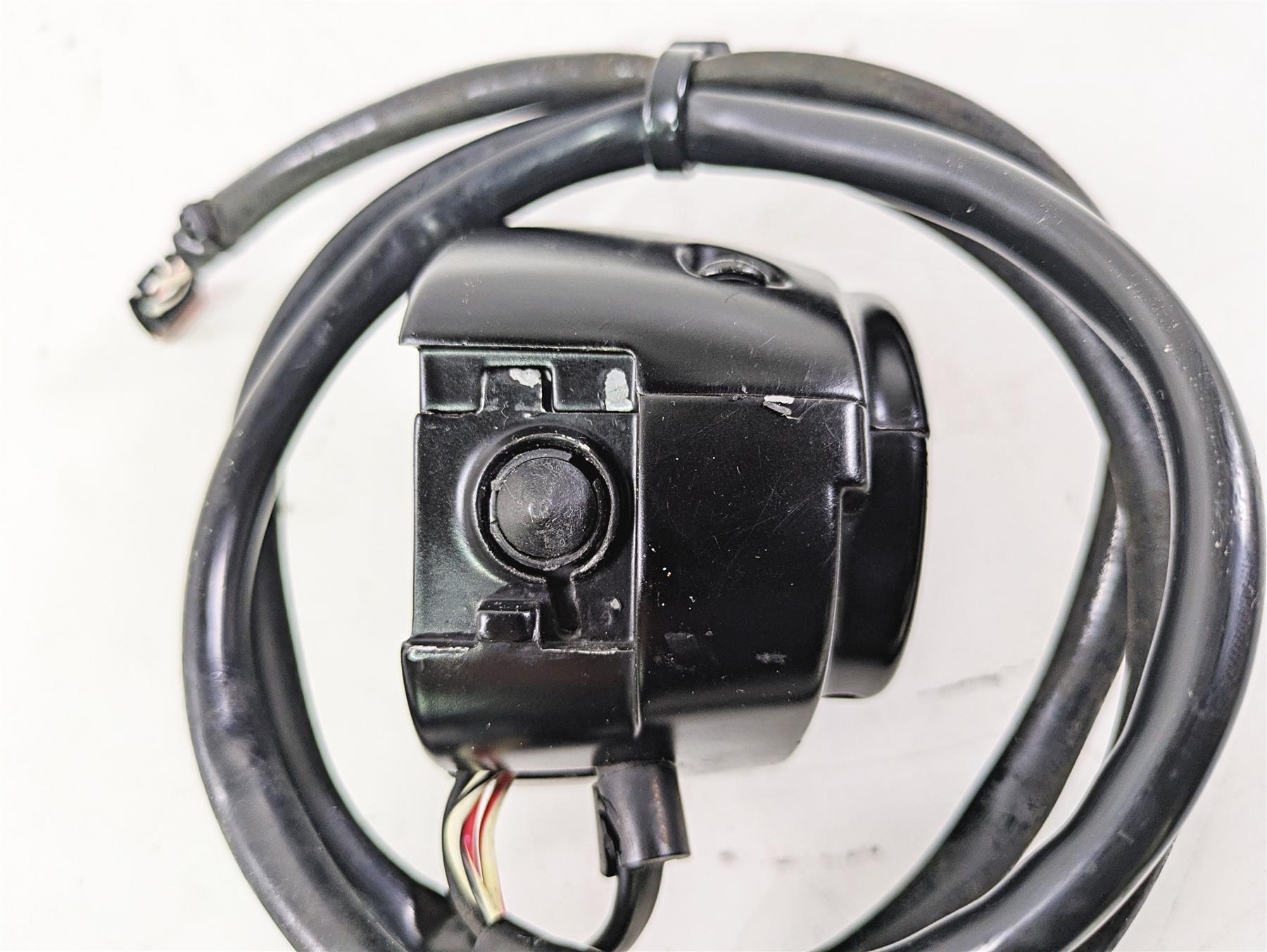 2015 Harley FXDL Dyna Low Rider Left Hand Control Switch -Read 72943-12A {{ shop.shopifyCountryName }} - Mototech271