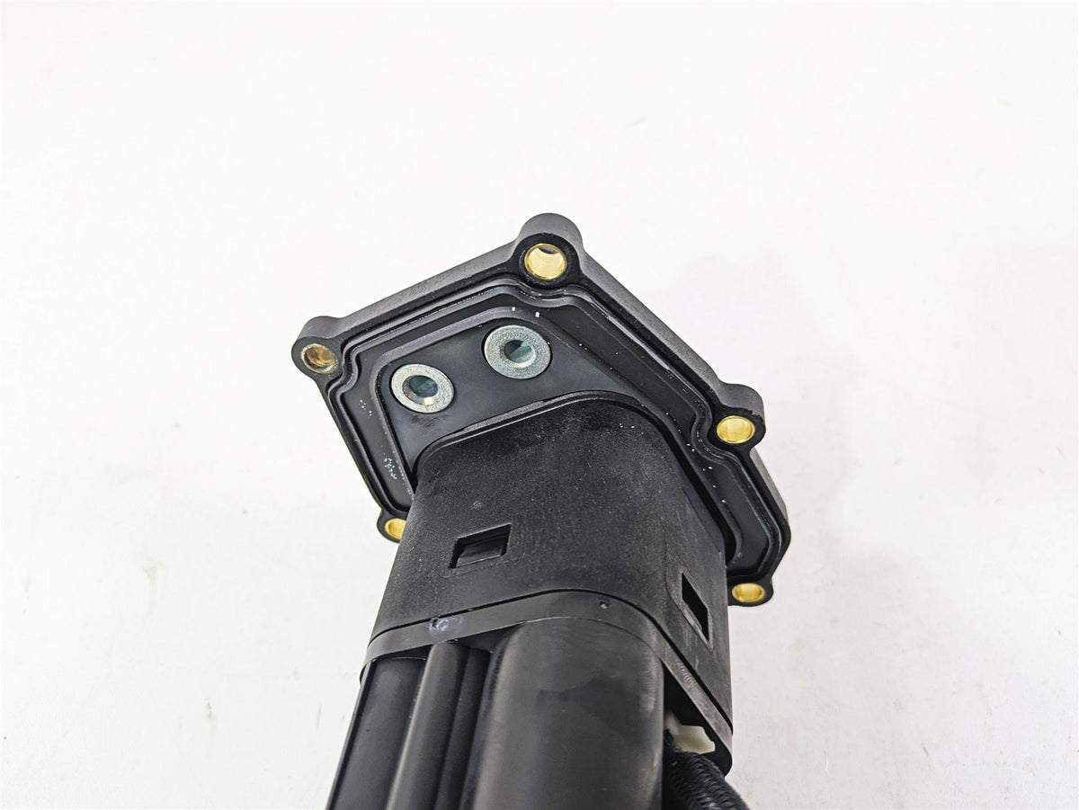 2013 Ducati Hypermotard 821 SP Fuel Gas Petrol Pump 16024281A {{ shop.shopifyCountryName }} - Mototech271