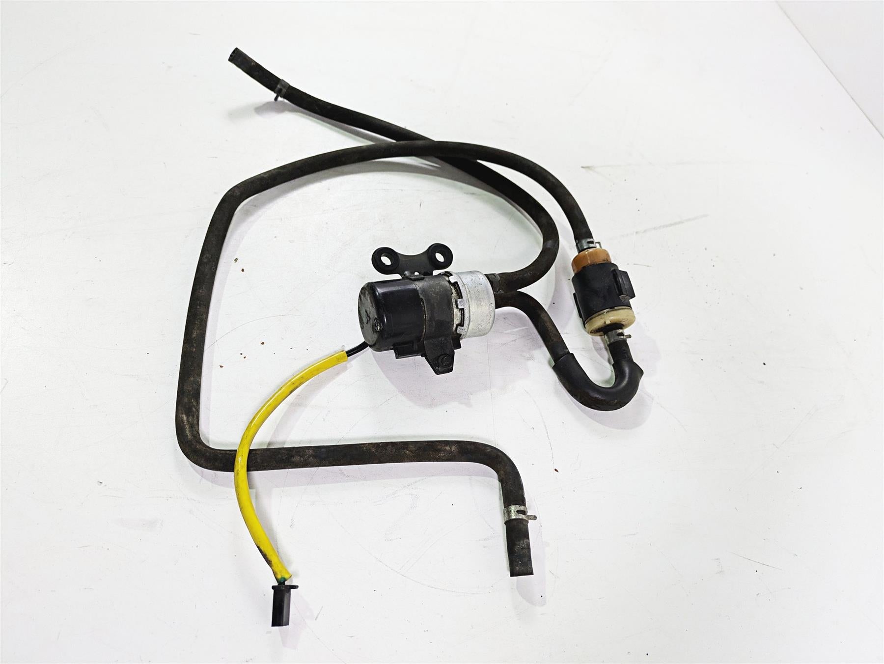 2008 Yamaha XVZ1300 Royal Star Fuel Gas Petrol Pump 4NK-13907-00-00 {{ shop.shopifyCountryName }} - Mototech271